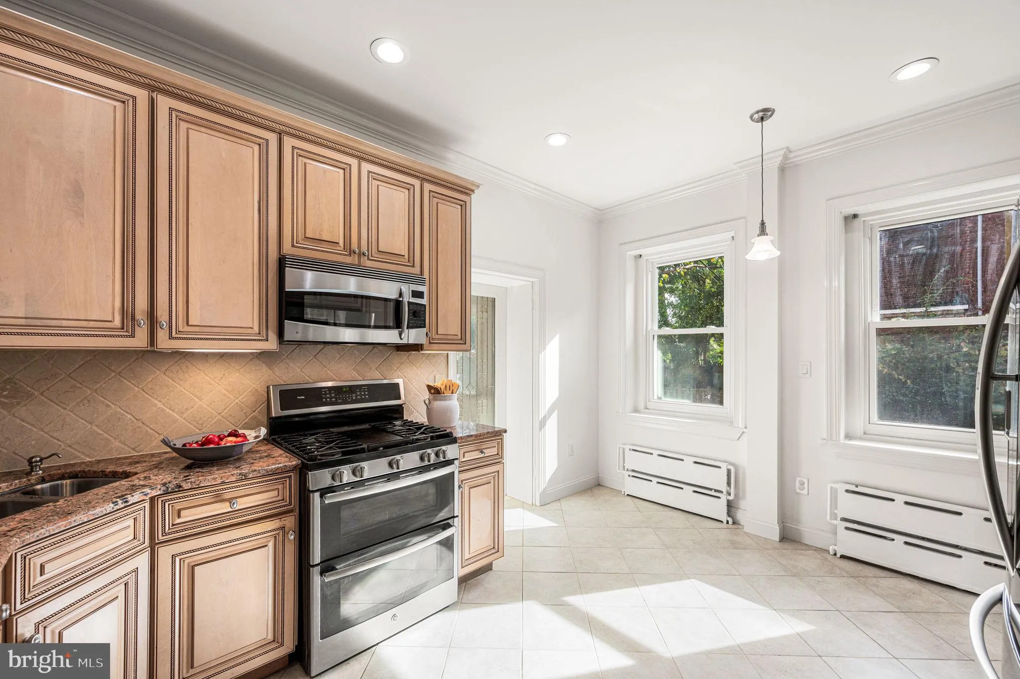 Philadelphia, Pennsylvania 19144, United States, 5 Bedrooms Bedrooms, ,4 BathroomsBathrooms,Residential,Active,236034