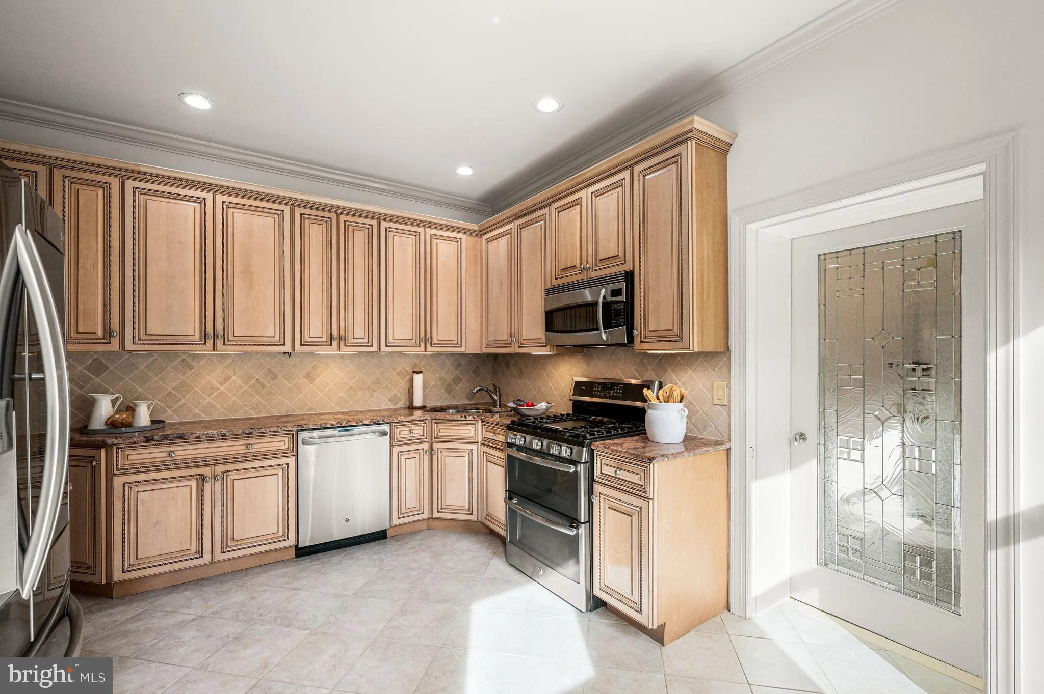 Philadelphia, Pennsylvania 19144, United States, 5 Bedrooms Bedrooms, ,4 BathroomsBathrooms,Residential,Active,236034