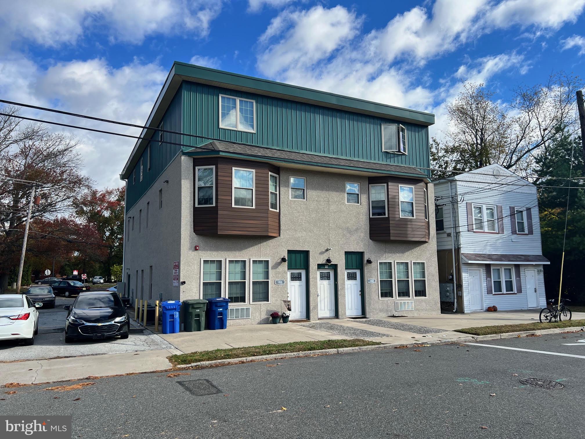357 OAKWOOD AVENUE