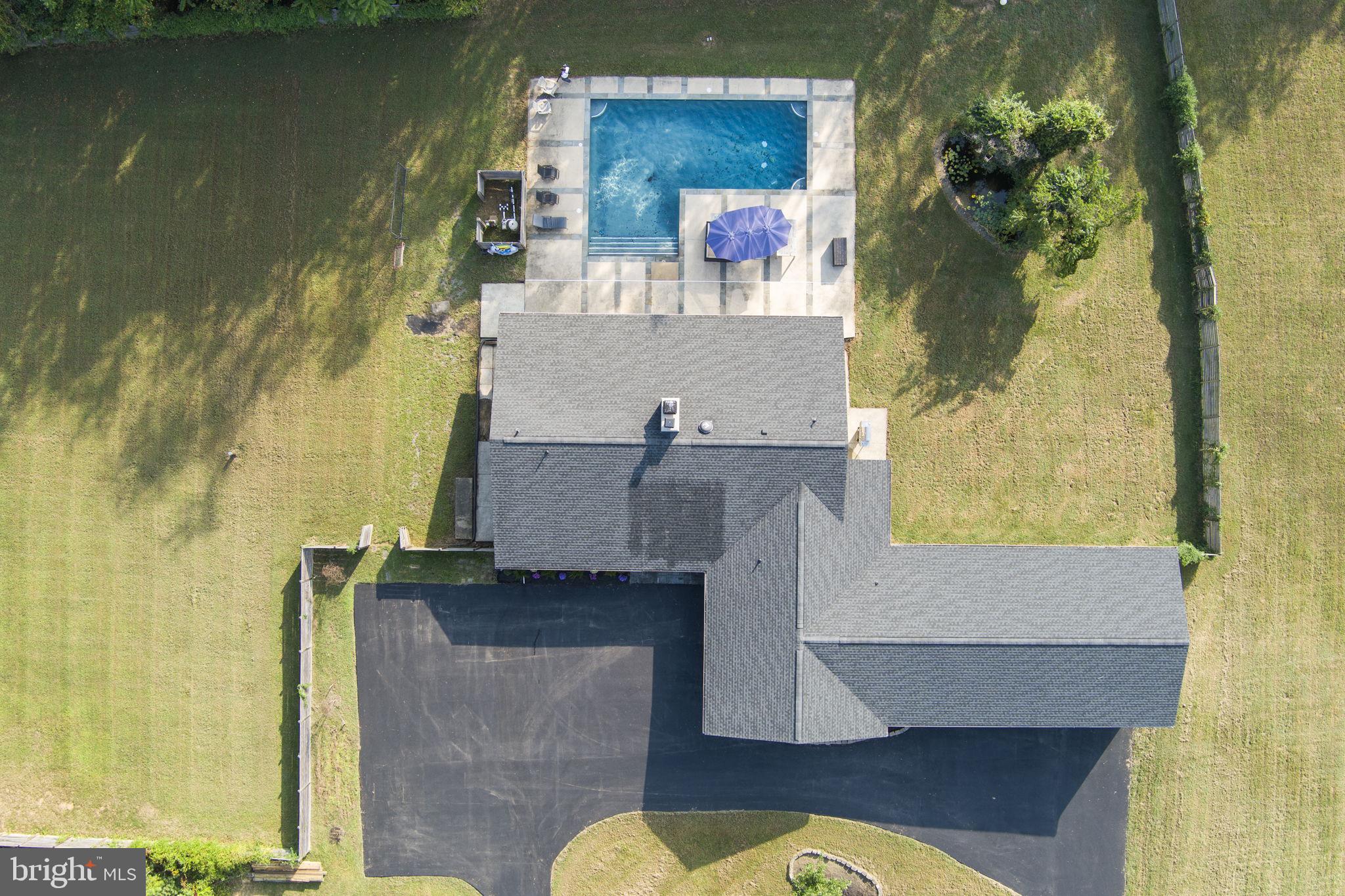 33 GOSHEN COURT
