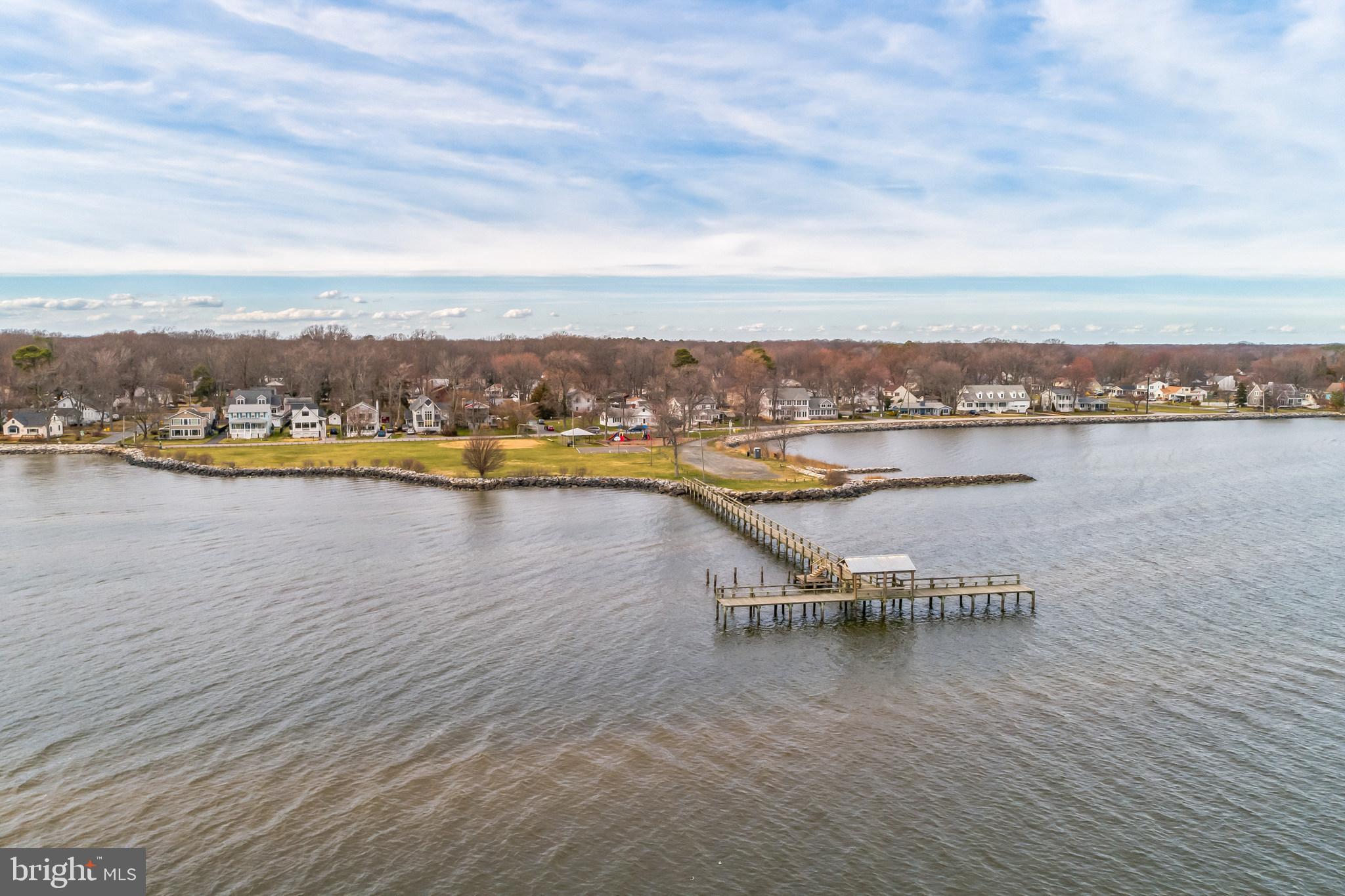 FRANKLIN MANOR BEACH - Residential