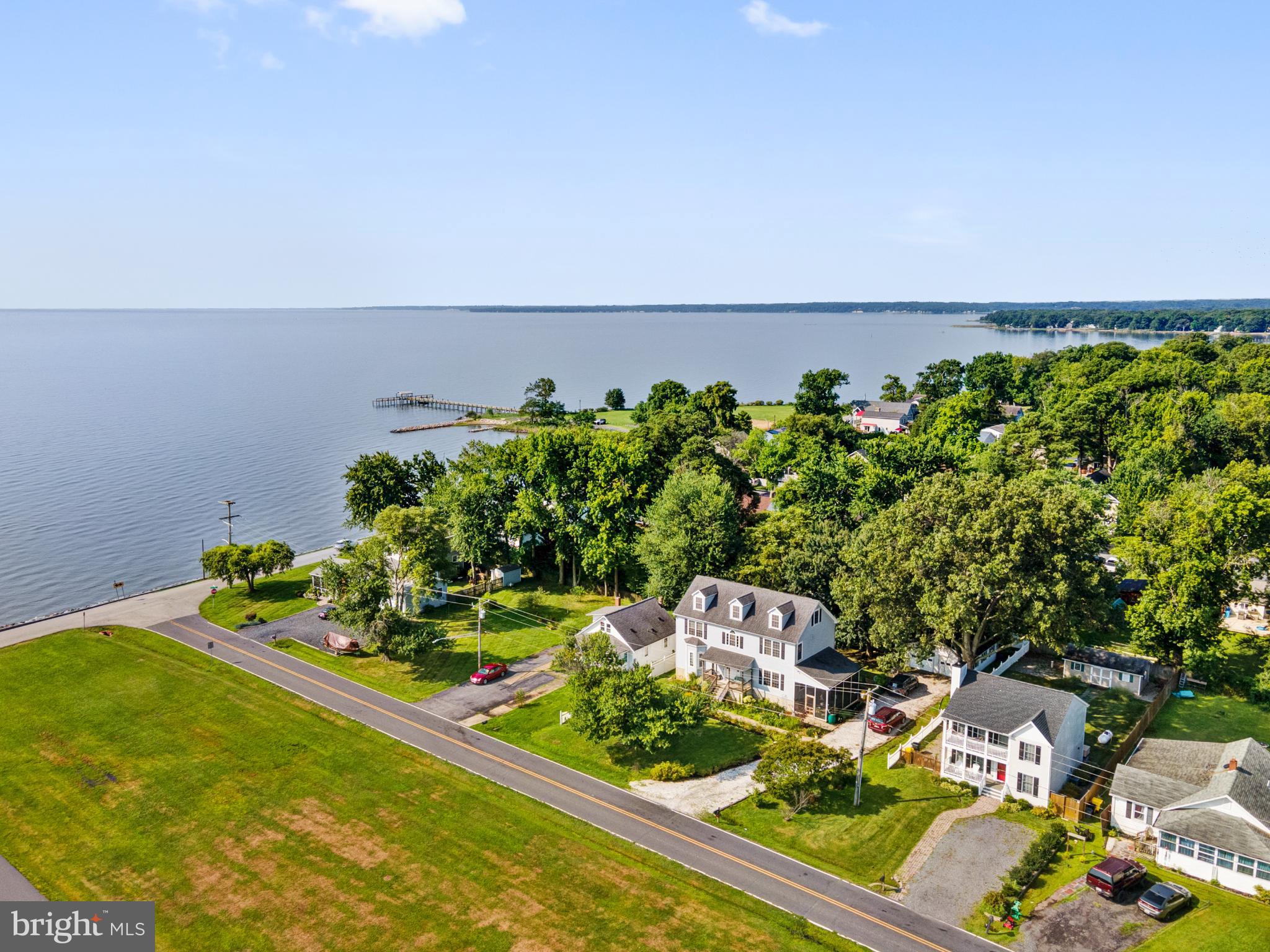 FRANKLIN MANOR BEACH - Residential