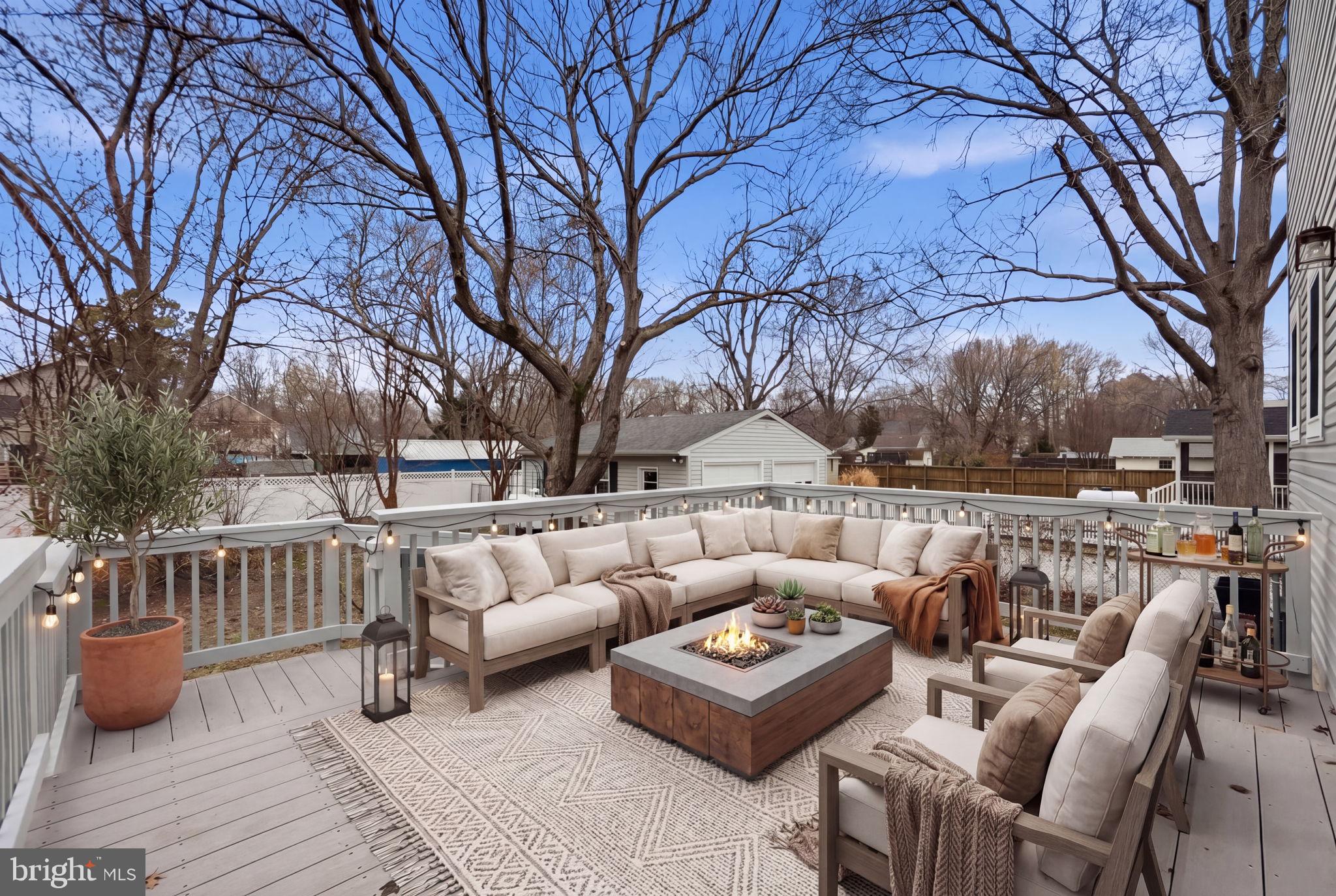FRANKLIN MANOR BEACH - Residential
