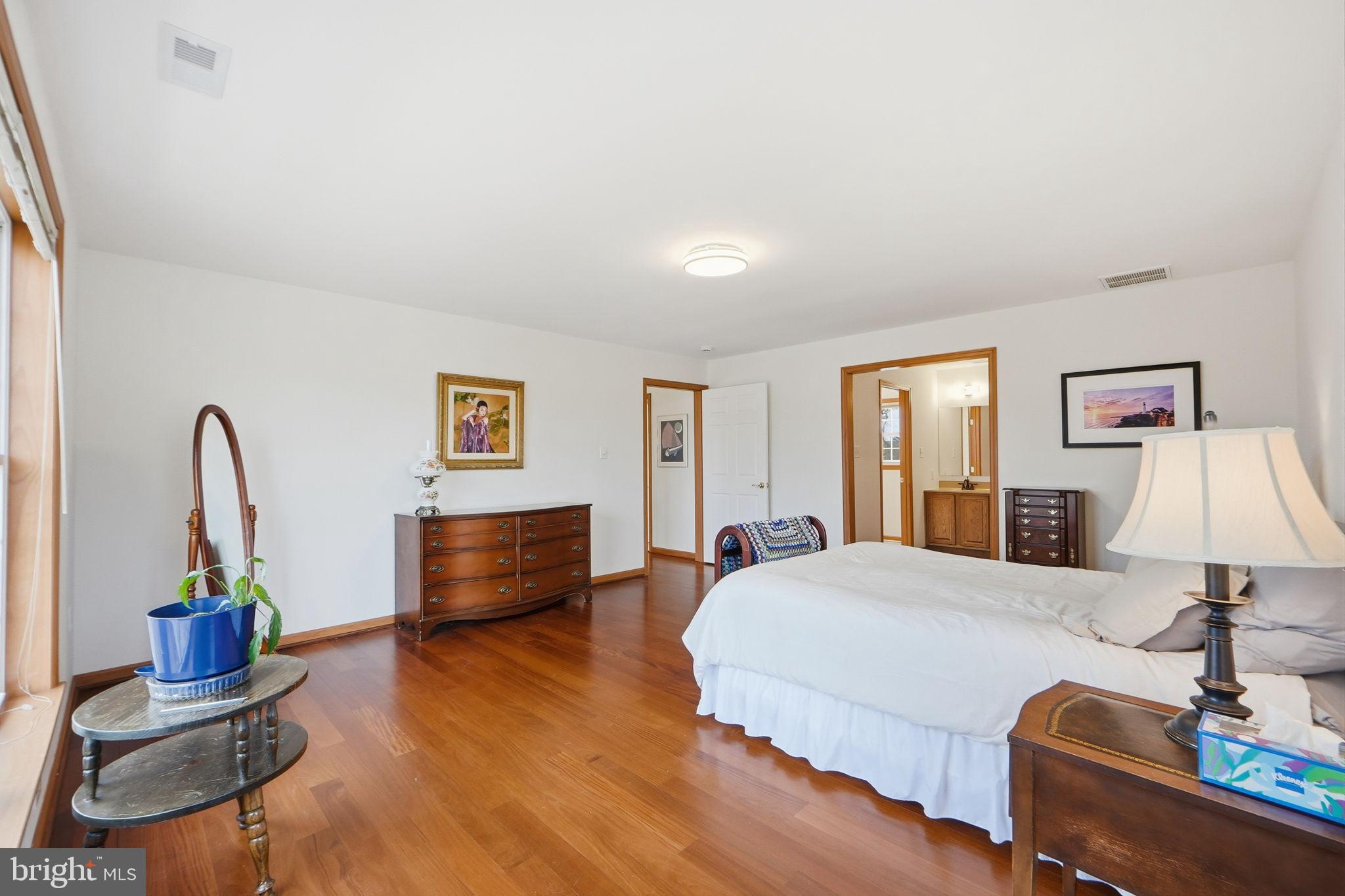 FRANKLIN MANOR BEACH - Residential