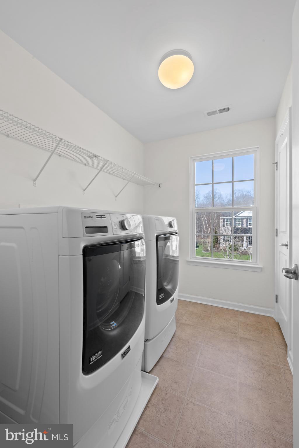 HILLTOWN WALK - Residential