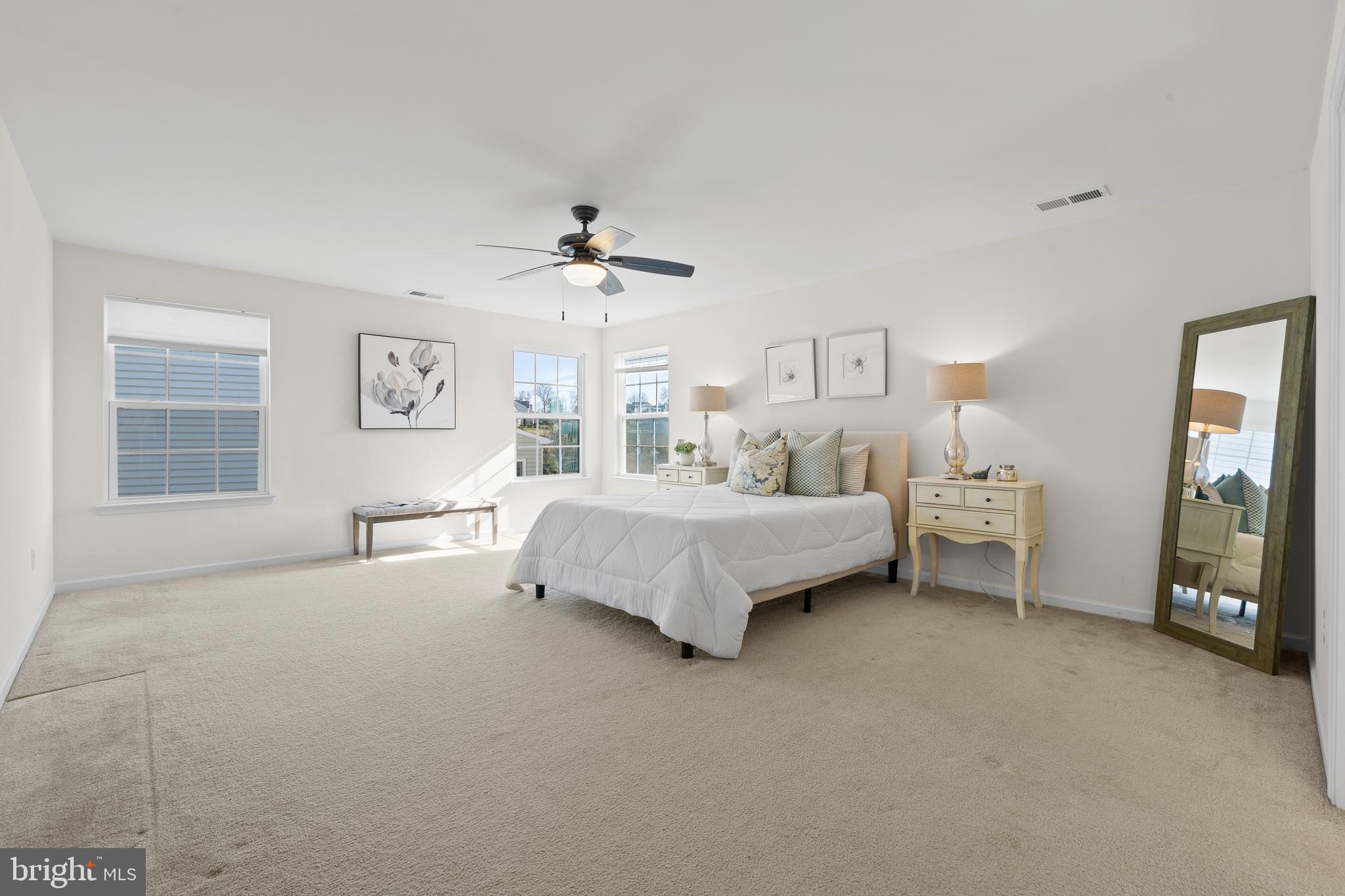 HILLTOWN WALK - Residential