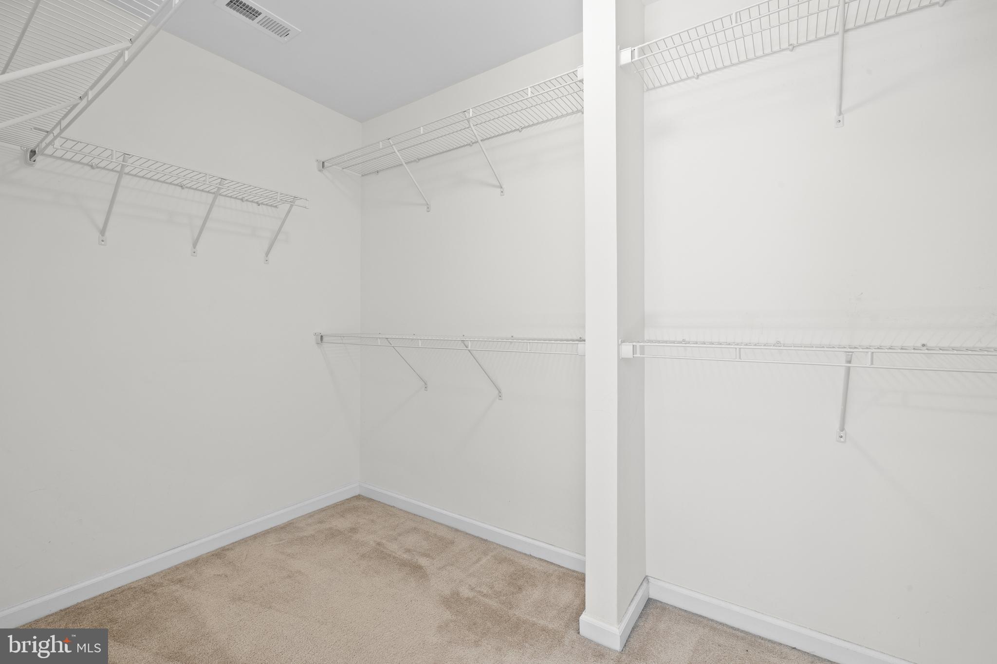 HILLTOWN WALK - Residential