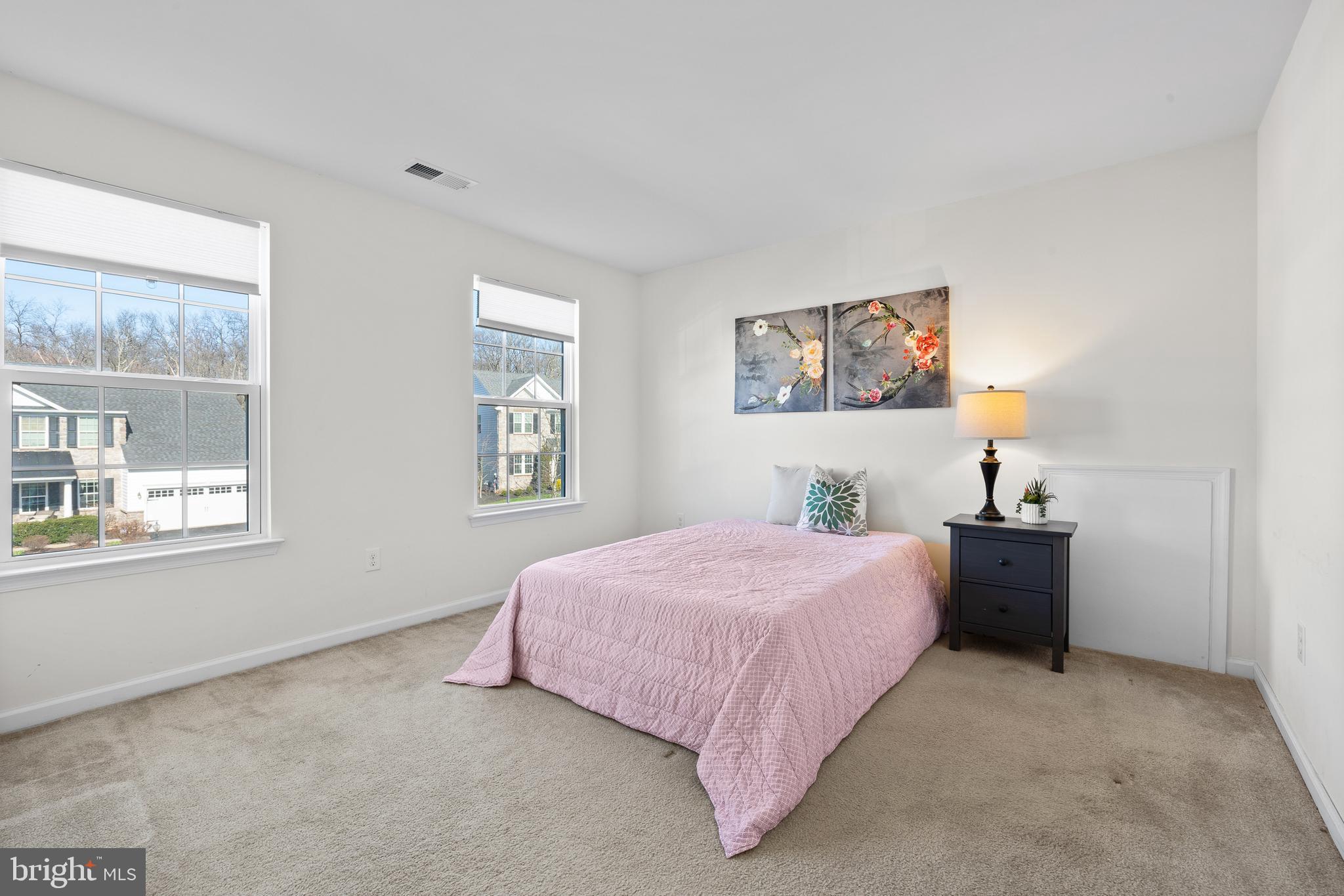 HILLTOWN WALK - Residential