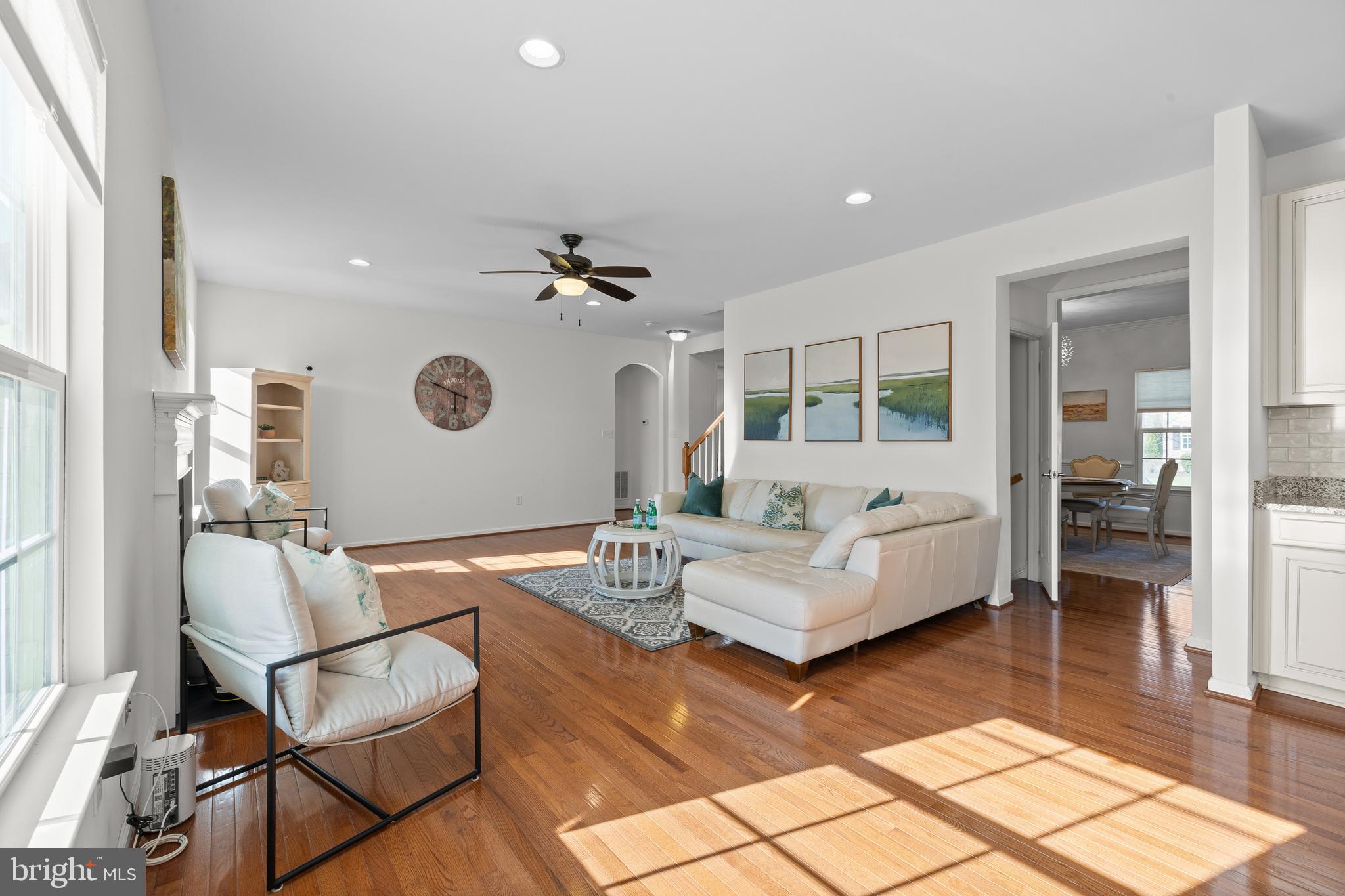 HILLTOWN WALK - Residential