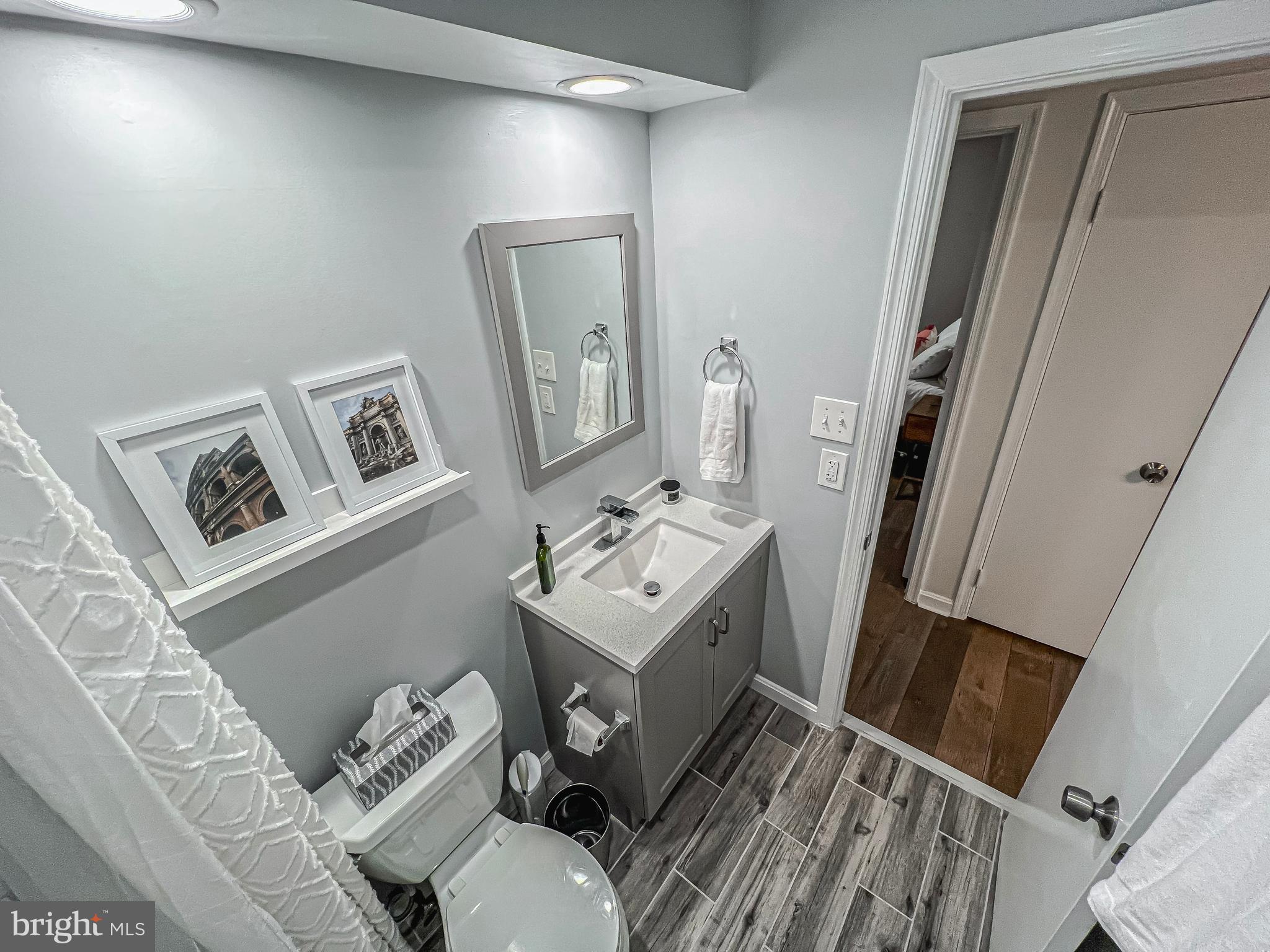 LAFAYETTE FOREST - Residential Lease