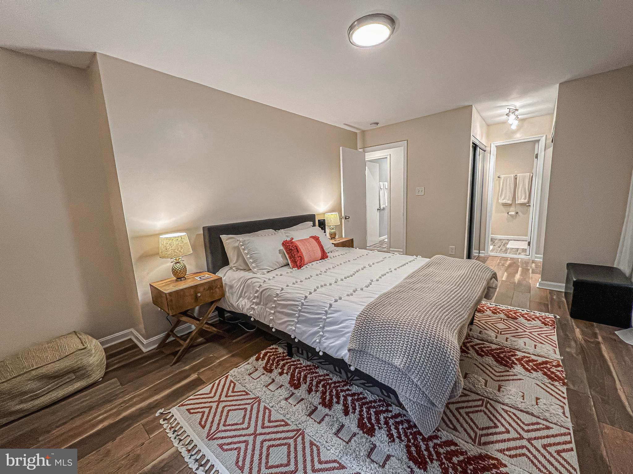 LAFAYETTE FOREST - Residential Lease