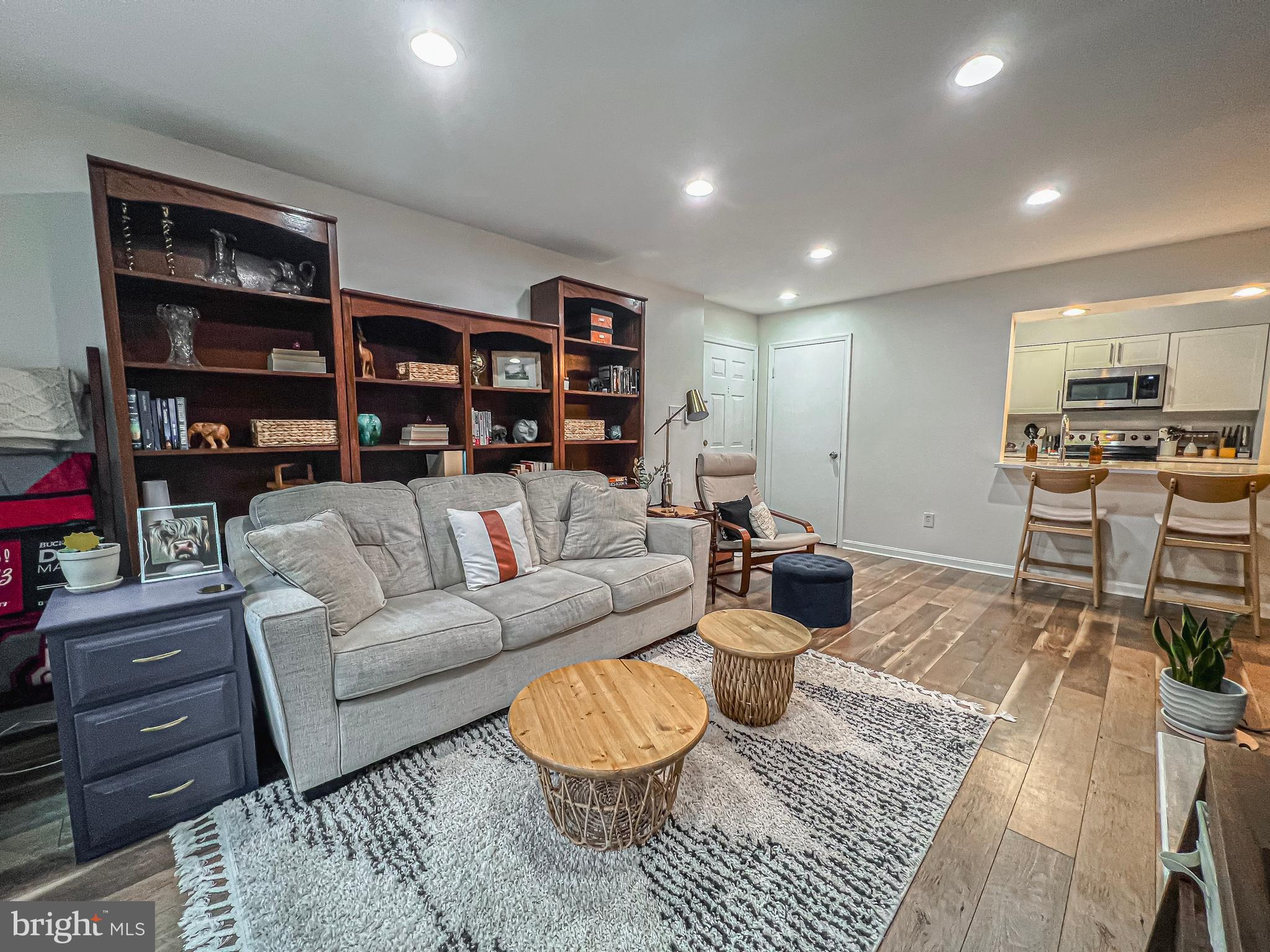 LAFAYETTE FOREST - Residential Lease