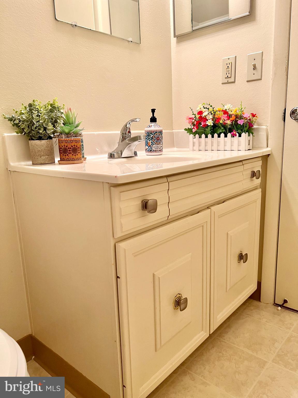 MONTGOMERY MUTUAL COOP - Residential