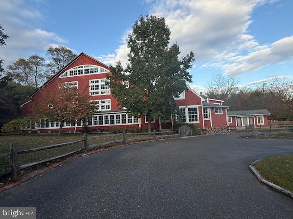 Photo of 40 Conrow Road, DELRAN, NJ 08075 (MLS # NJBL2098370)