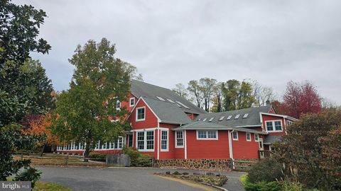 40-28 CONROW ROAD DELRAN NJ 08075