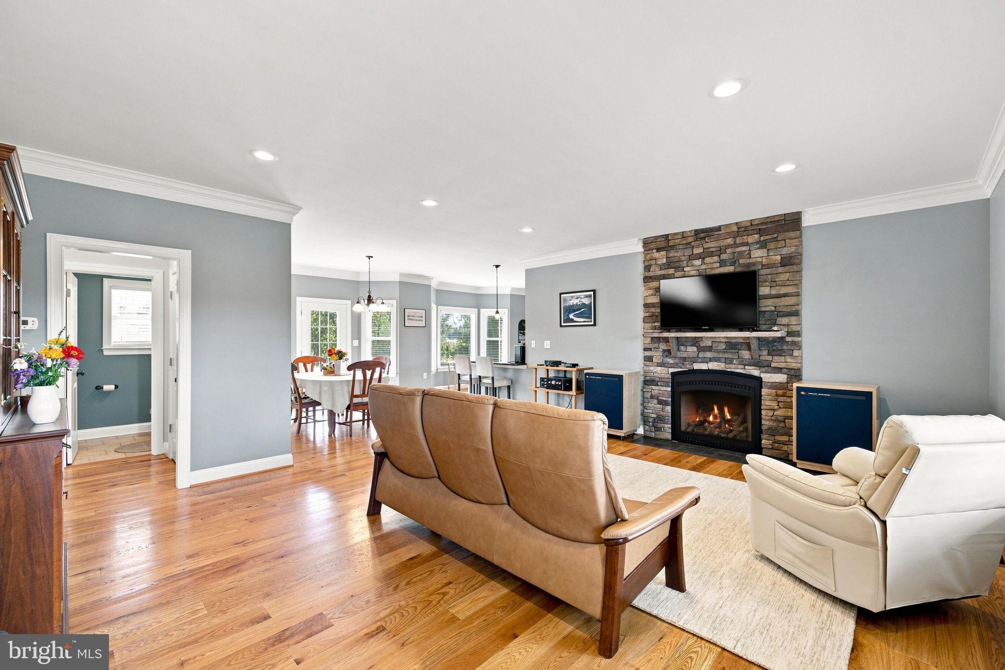 1110 E REFUGE CHURCH ROAD