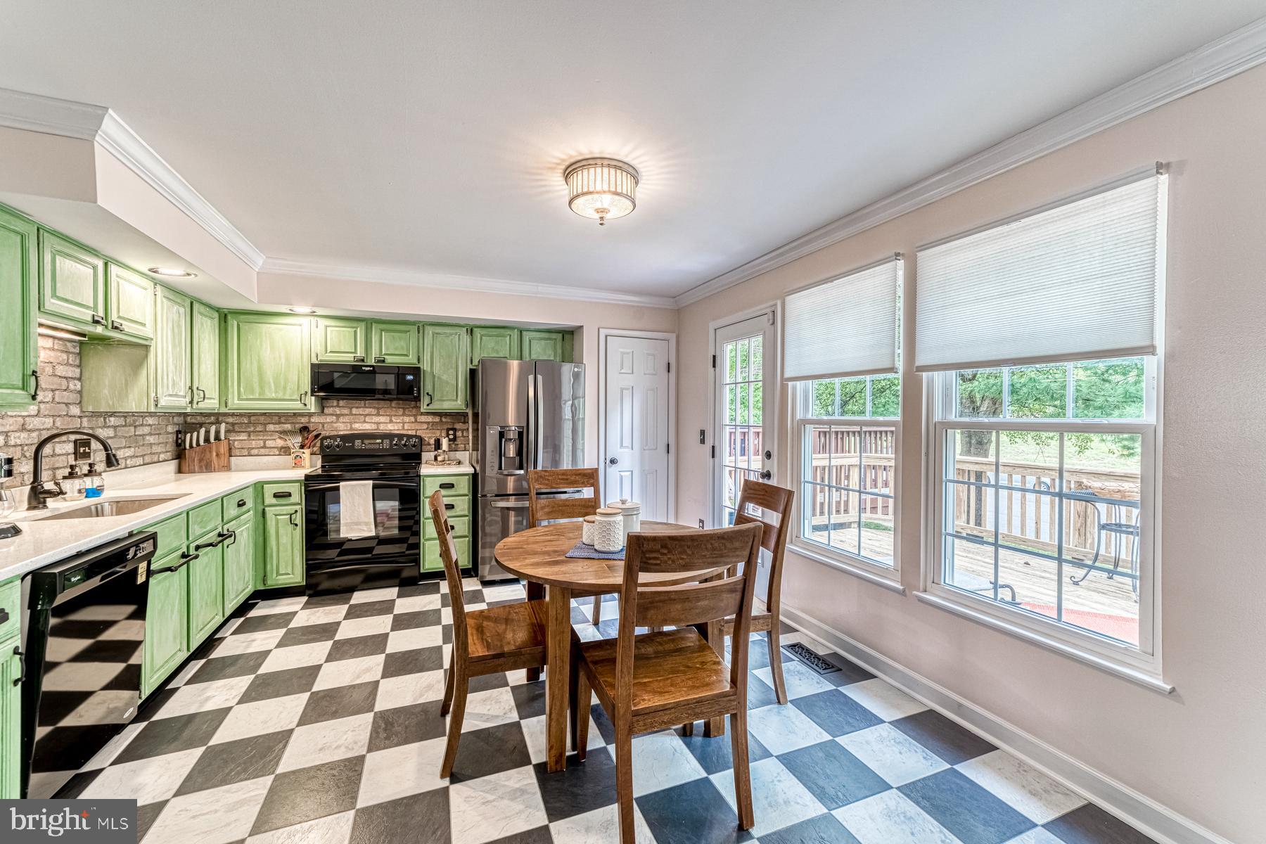 WELLINGTON/CLOVERHILL - Residential