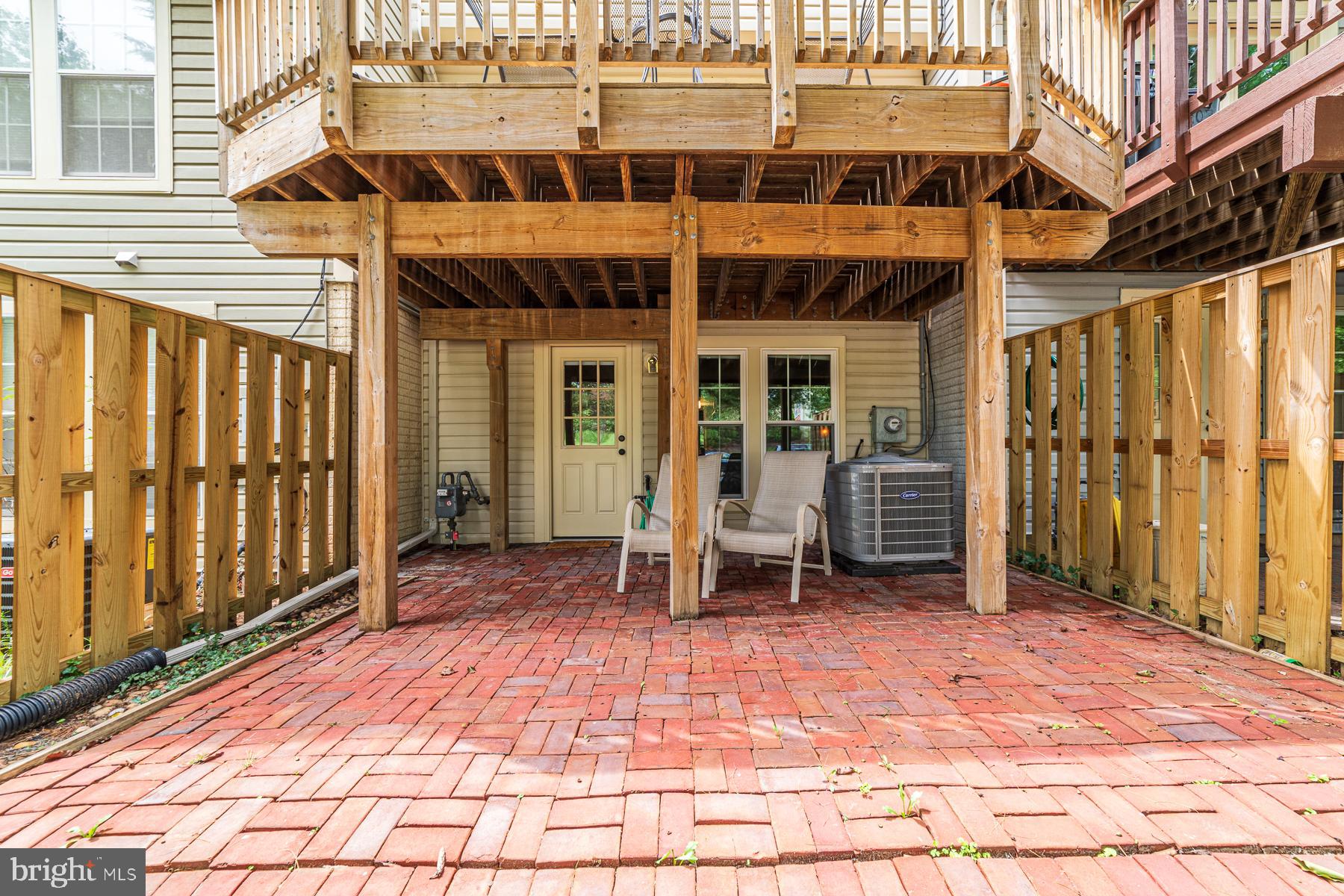 WELLINGTON/CLOVERHILL - Residential