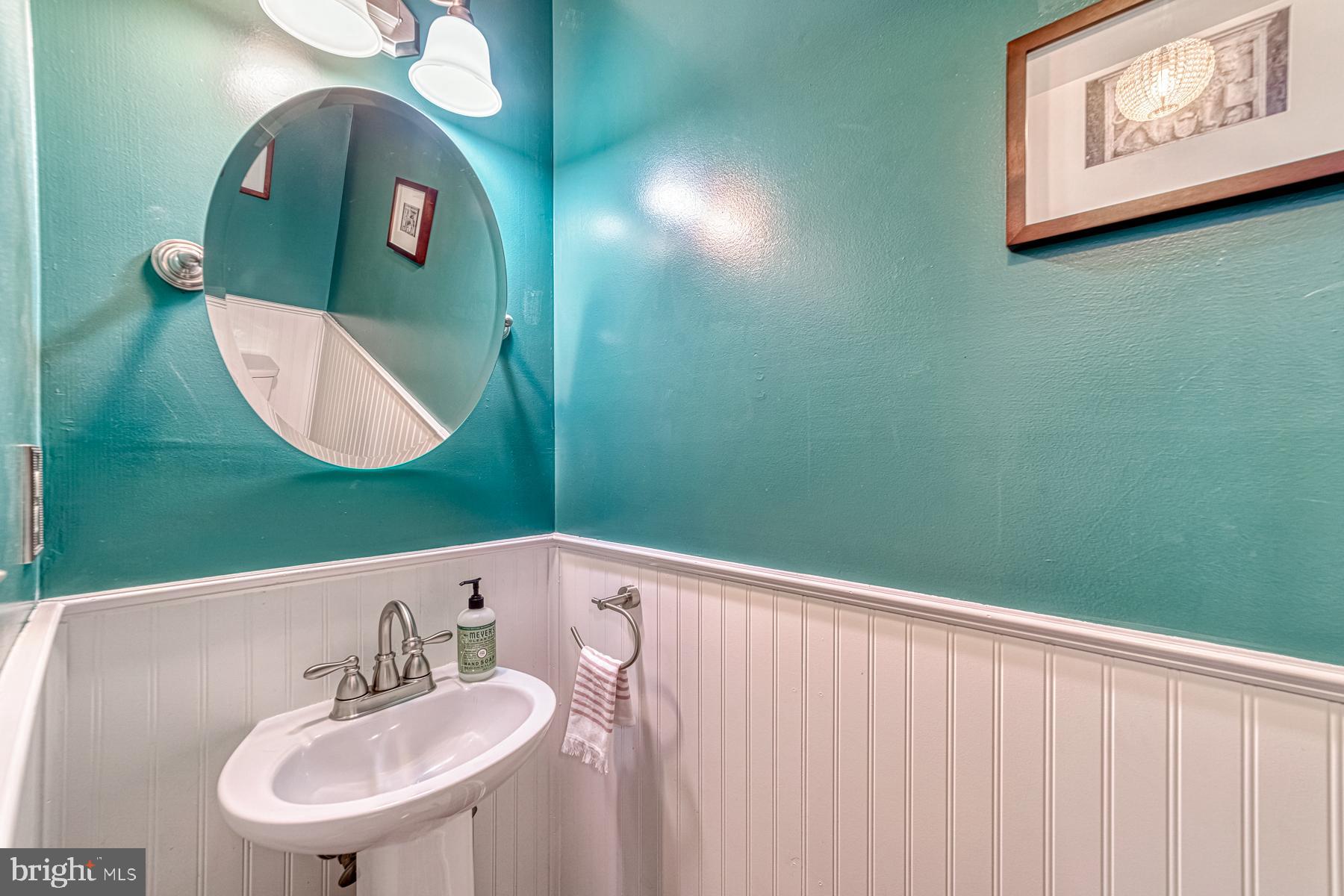 WELLINGTON/CLOVERHILL - Residential