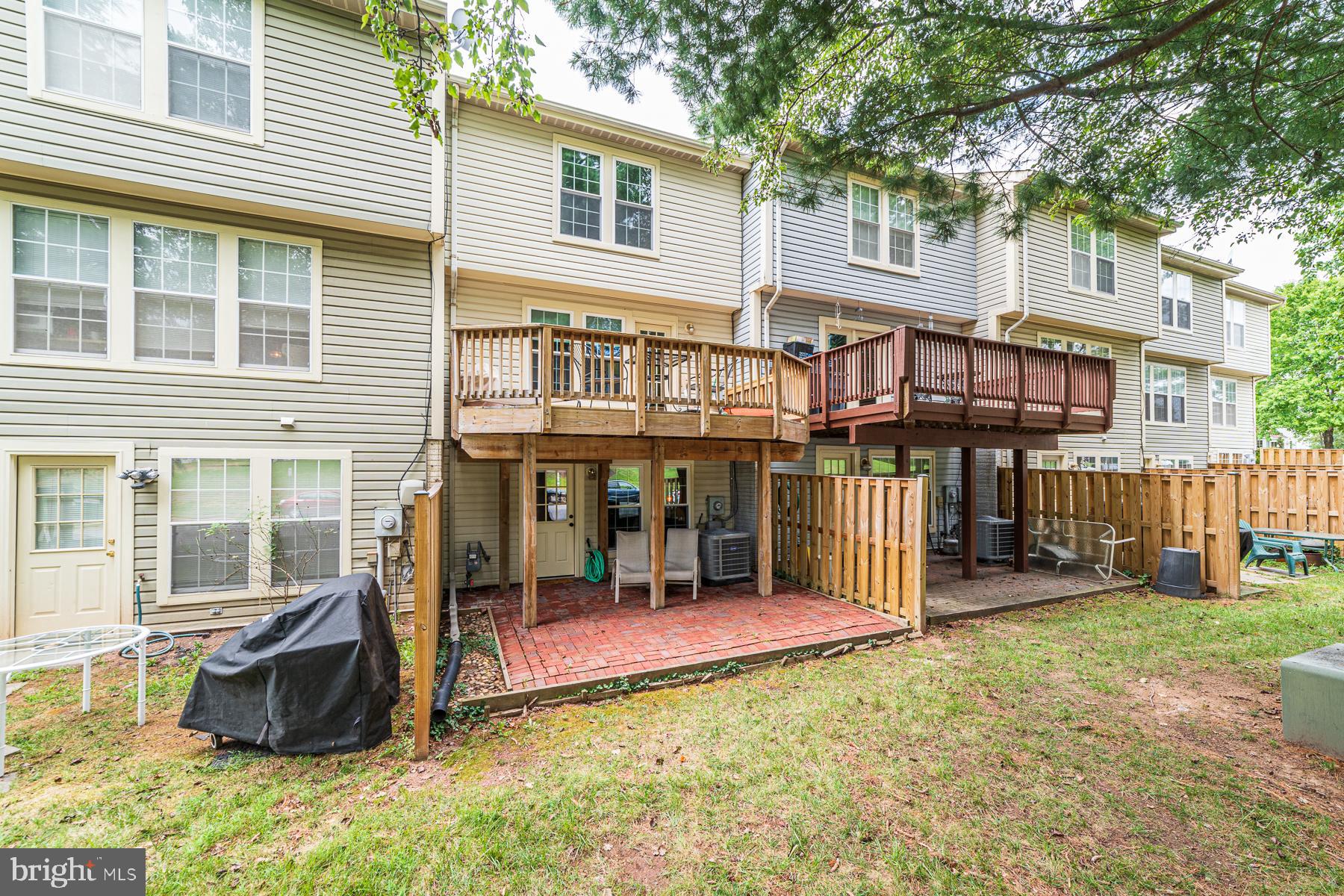 WELLINGTON/CLOVERHILL - Residential