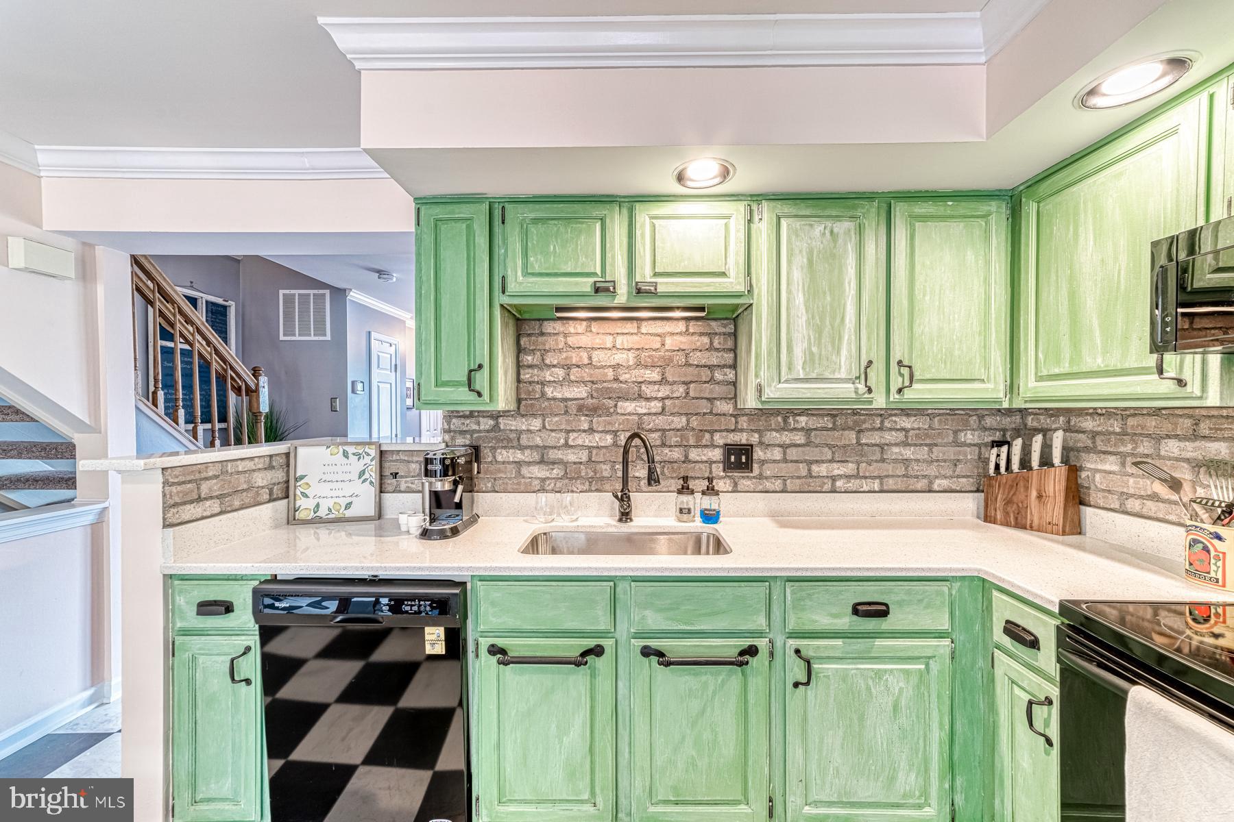 WELLINGTON/CLOVERHILL - Residential