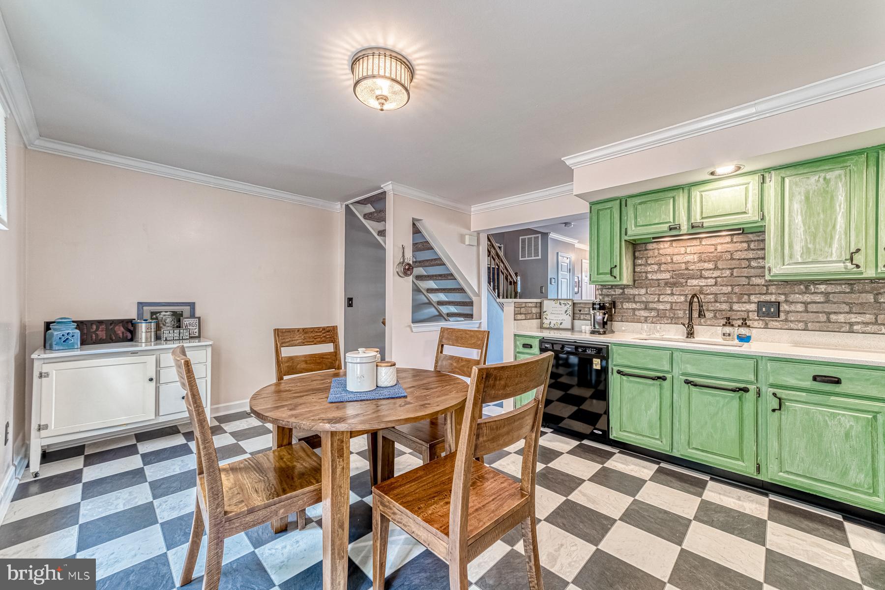 WELLINGTON/CLOVERHILL - Residential