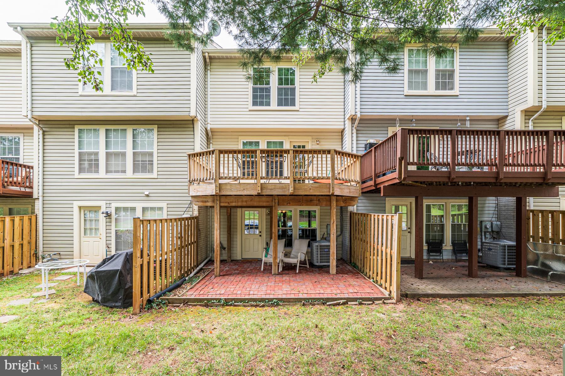 WELLINGTON/CLOVERHILL - Residential