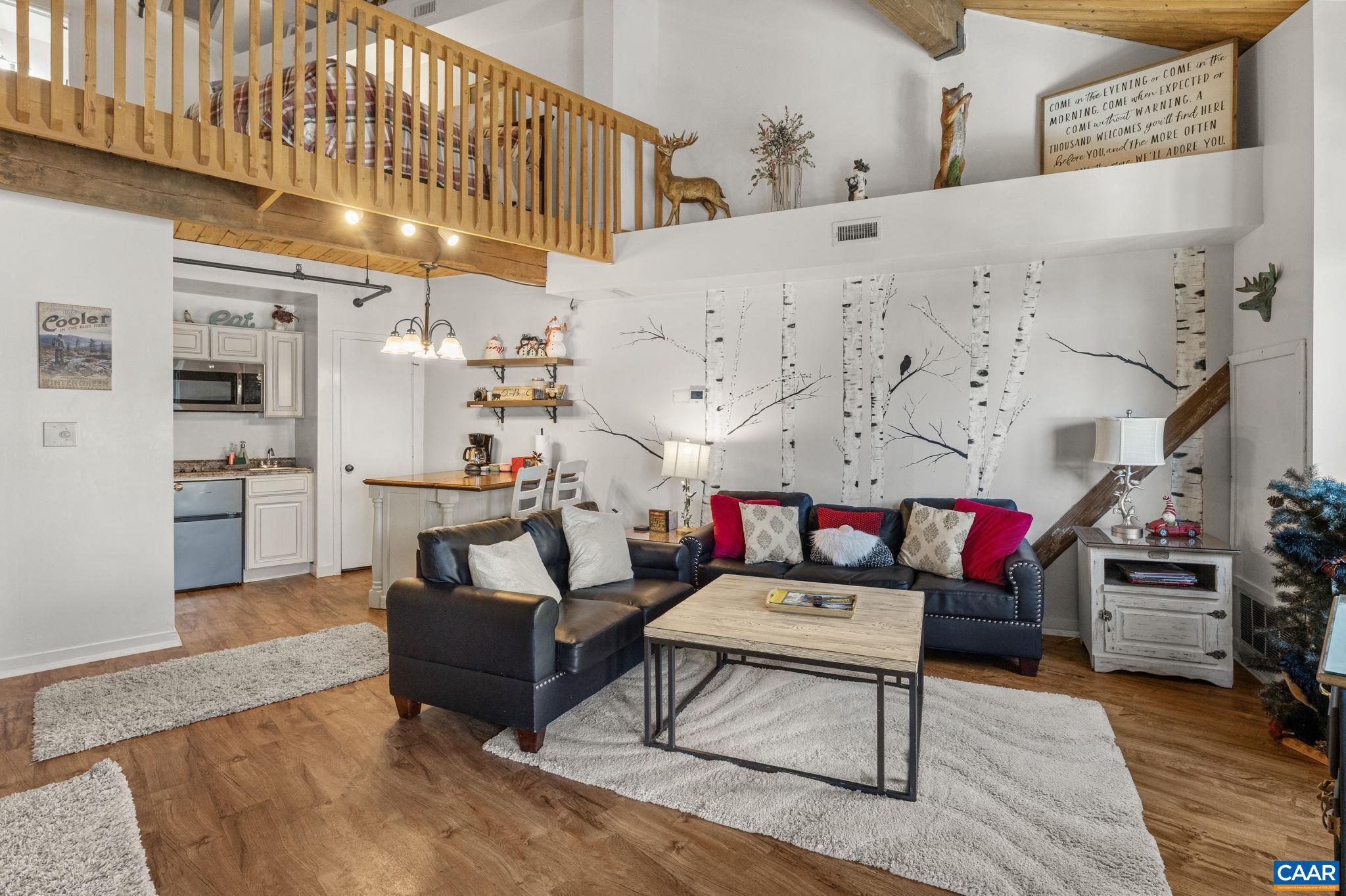 167 MOUNTAIN INN CONDOS