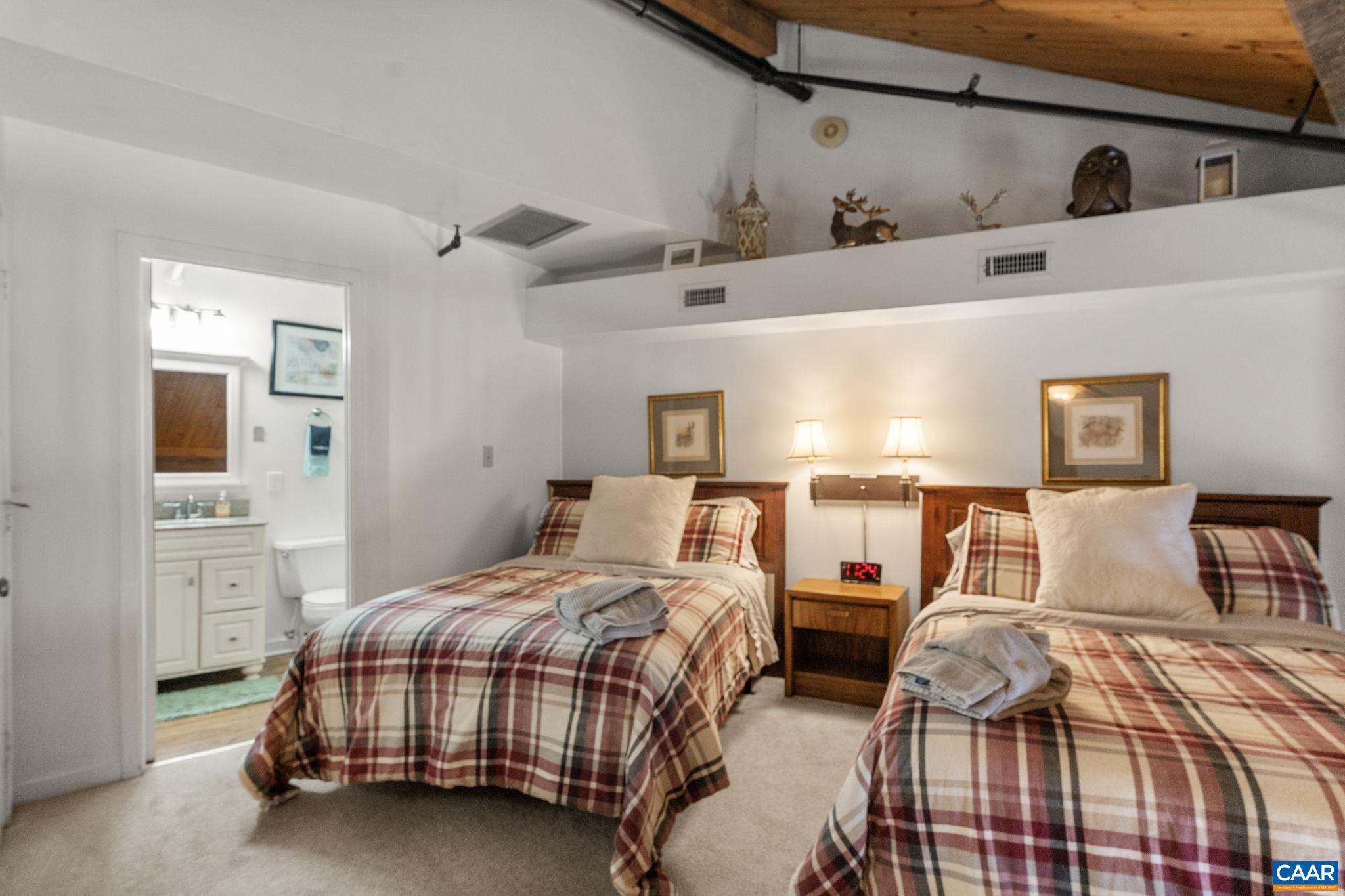 MOUNTAIN INN - Residential