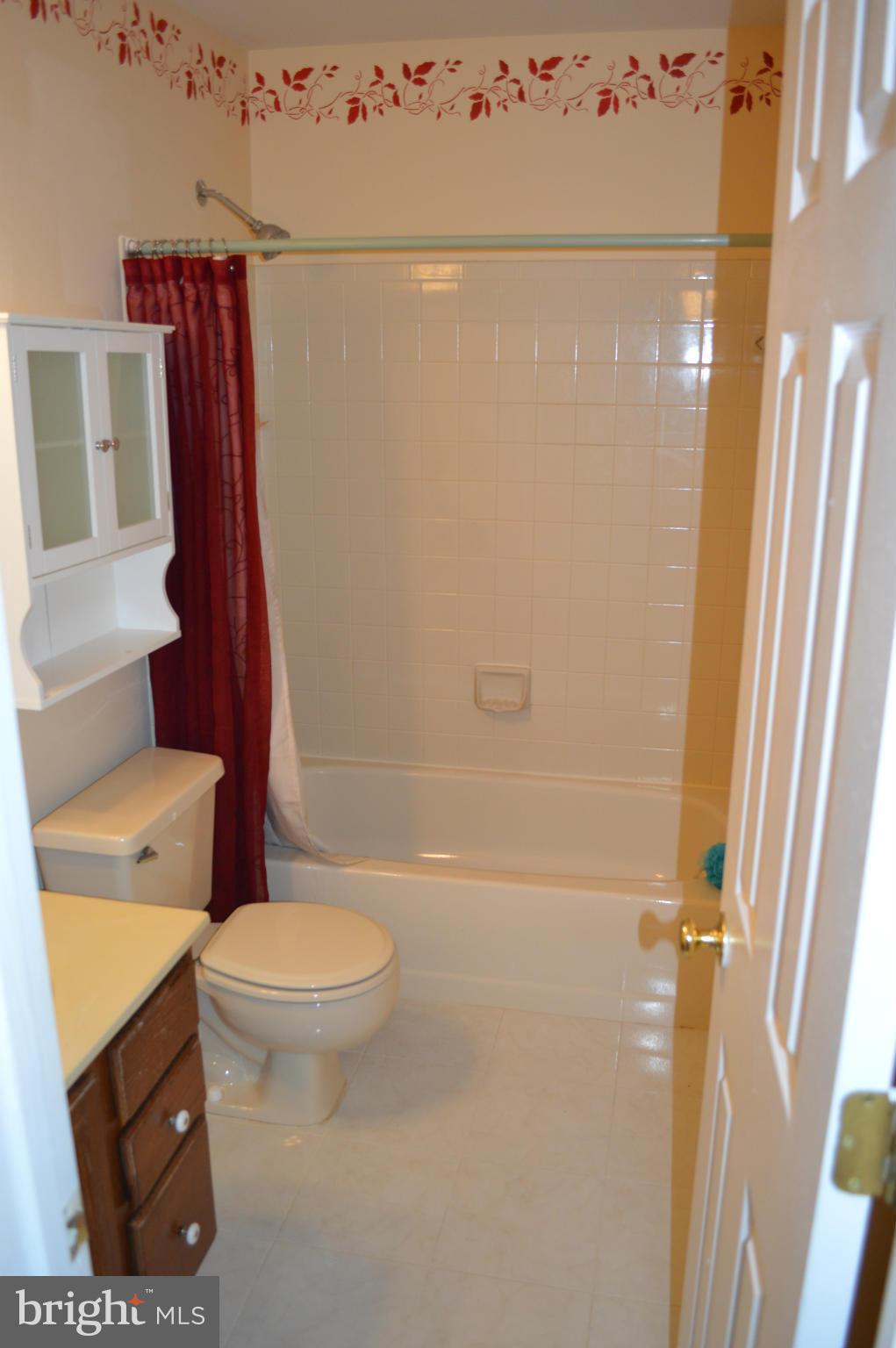 OLD BRIDGE ESTATES - Residential Lease