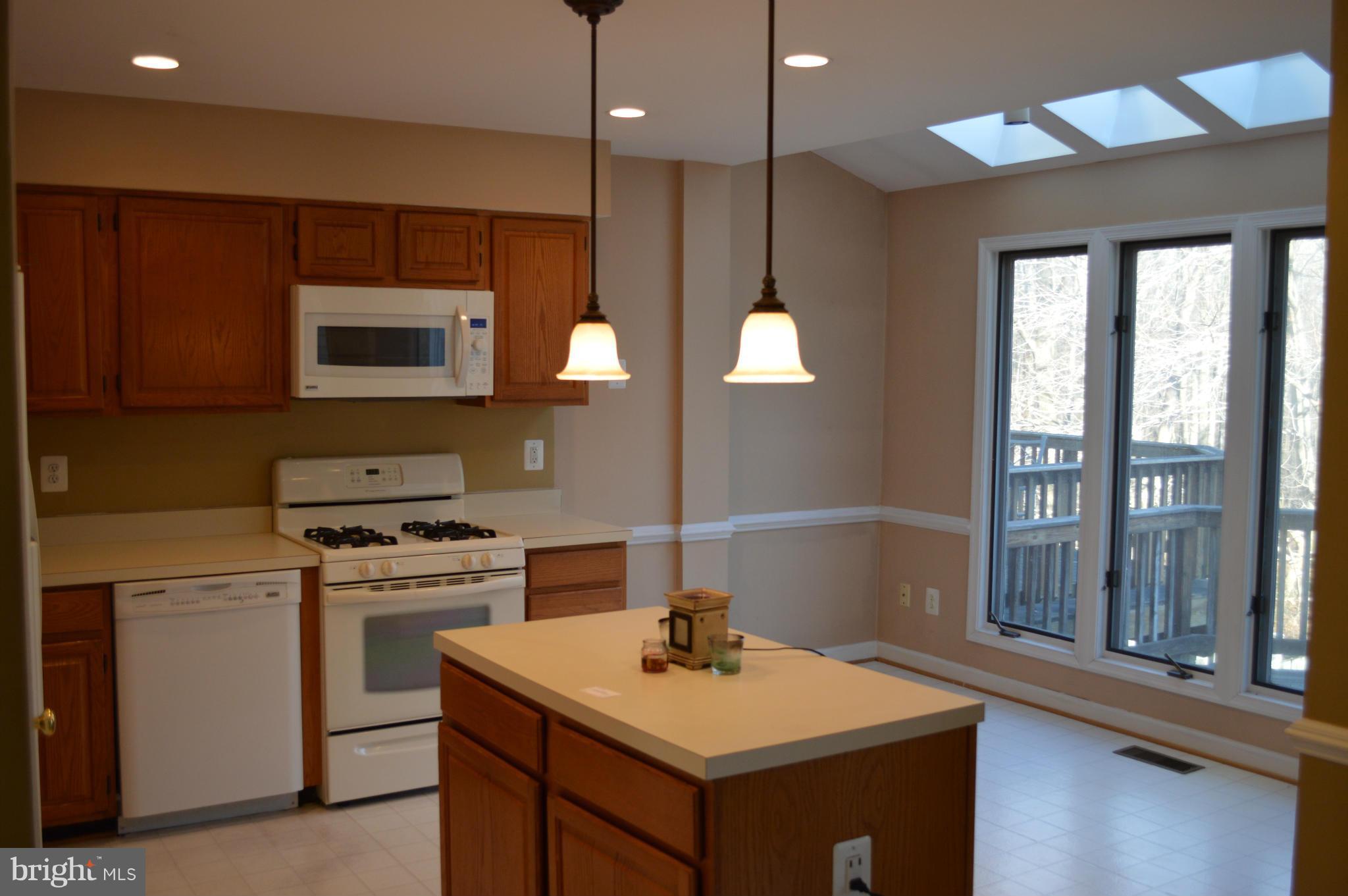 OLD BRIDGE ESTATES - Residential Lease