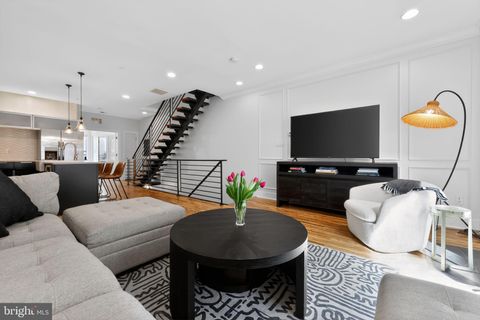 1114 BAINBRIDGE STREET B PHILADELPHIA PA 19147