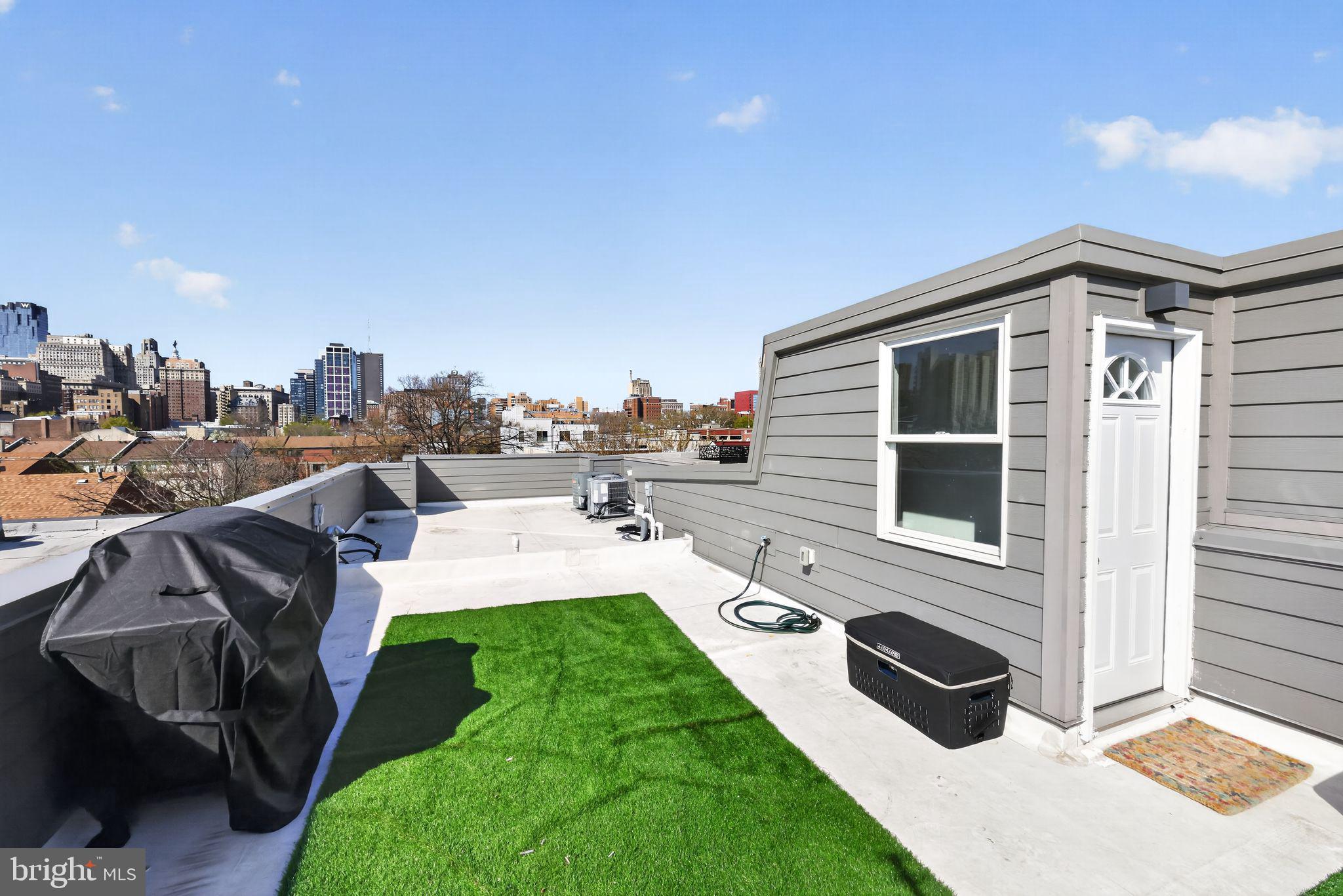 BELLA VISTA - Residential