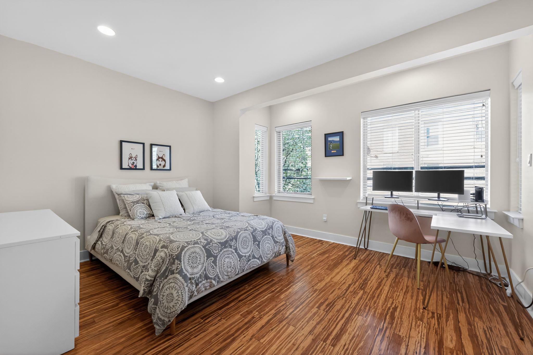 BELLA VISTA - Residential