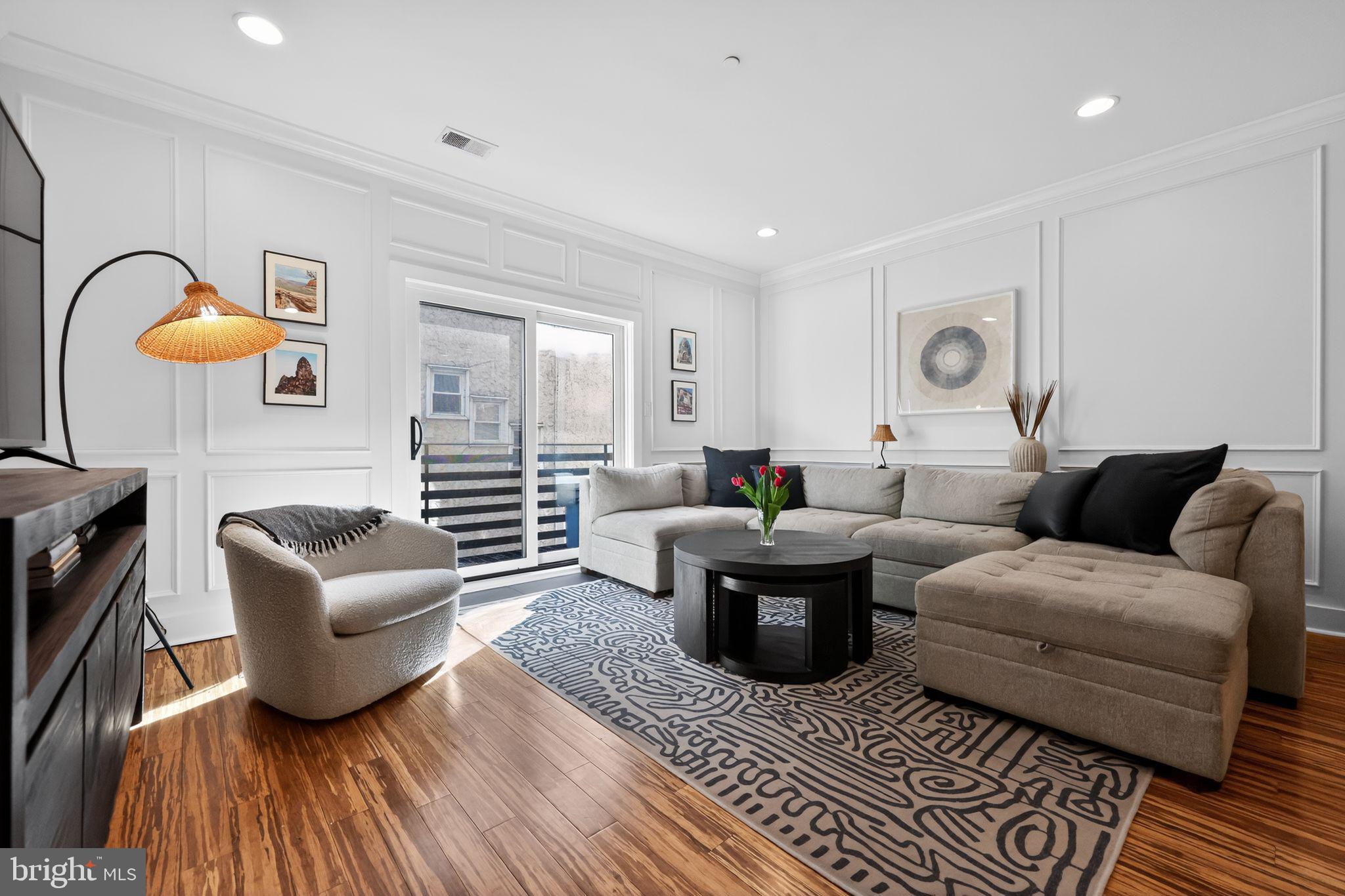 BELLA VISTA - Residential