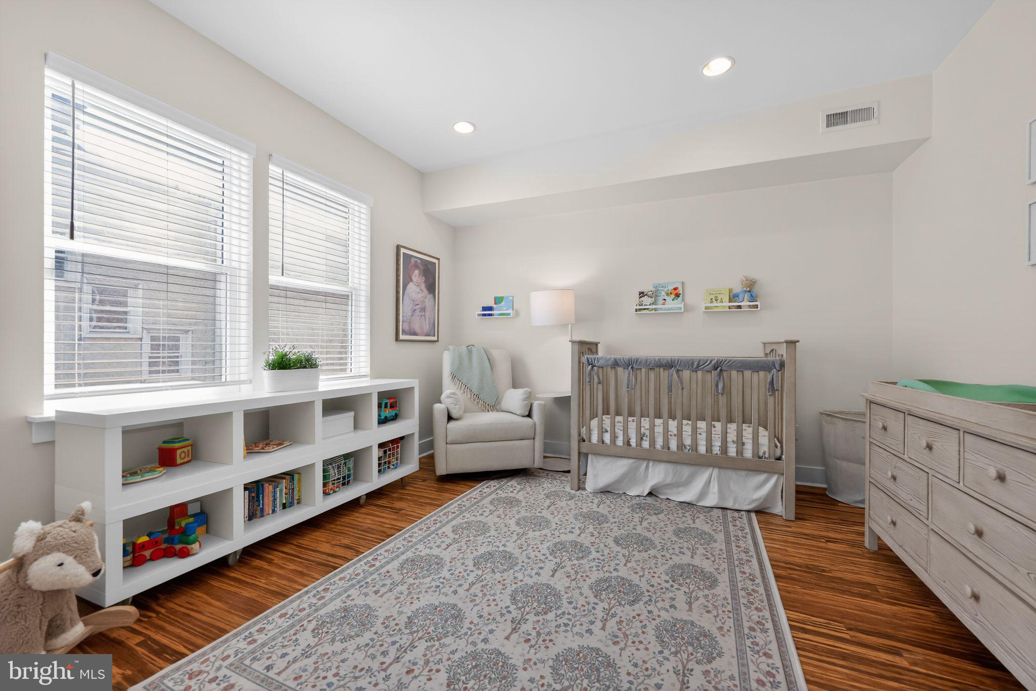 BELLA VISTA - Residential