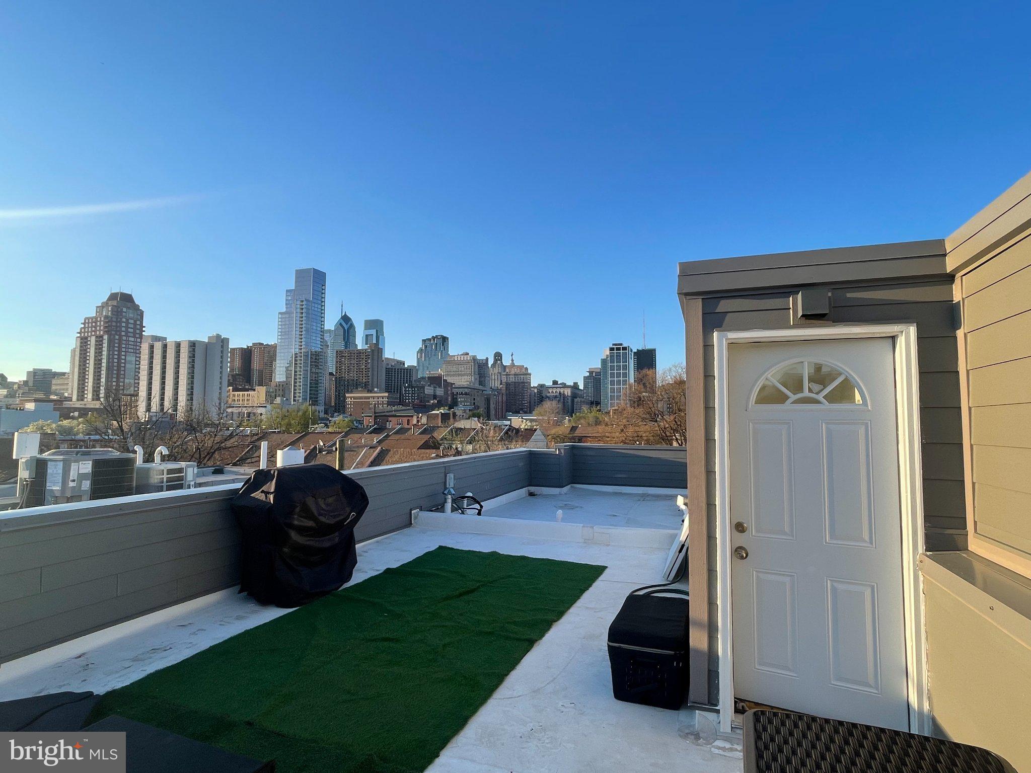 BELLA VISTA - Residential