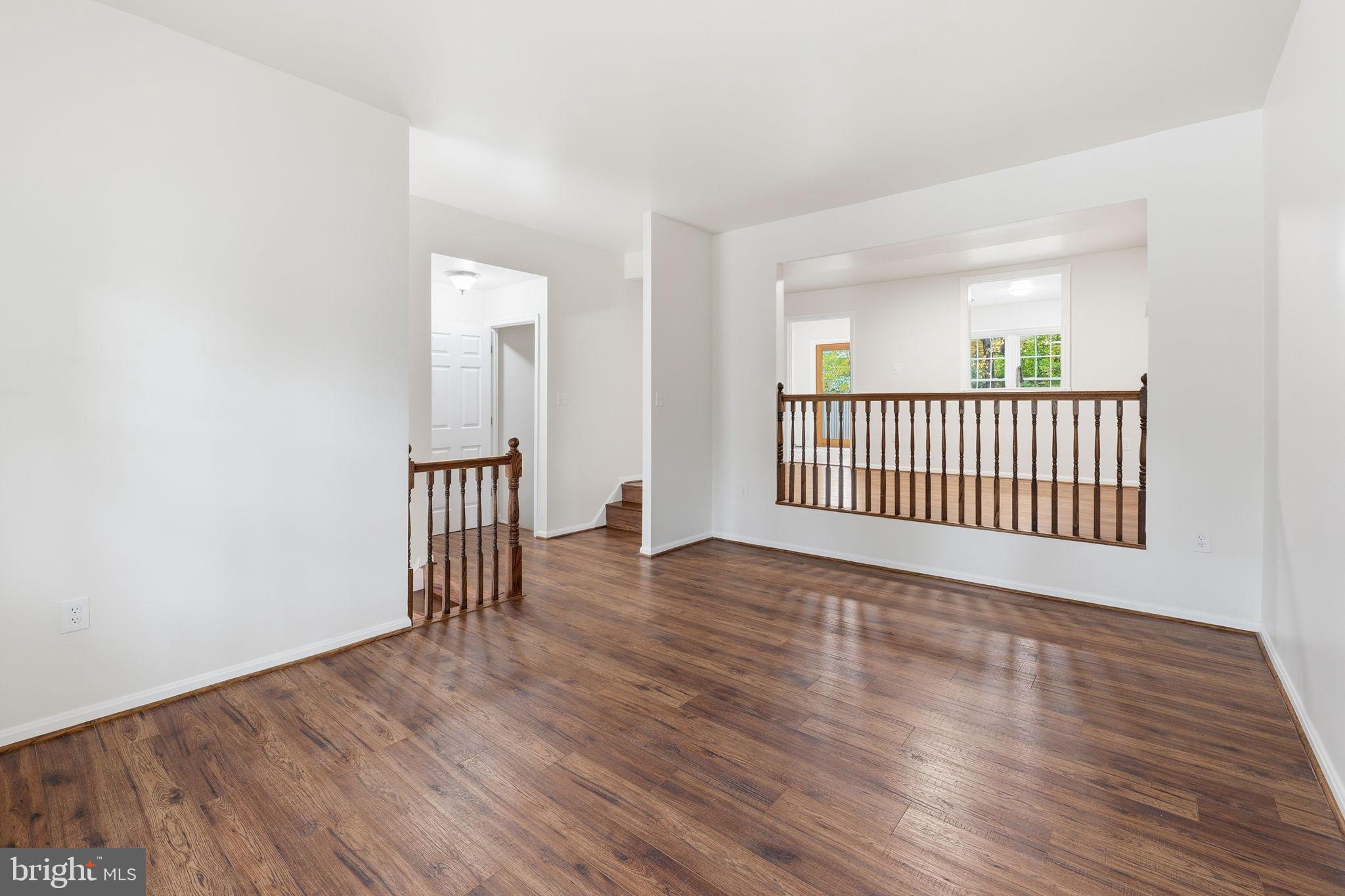 KINGS PARK WEST - Residential Lease