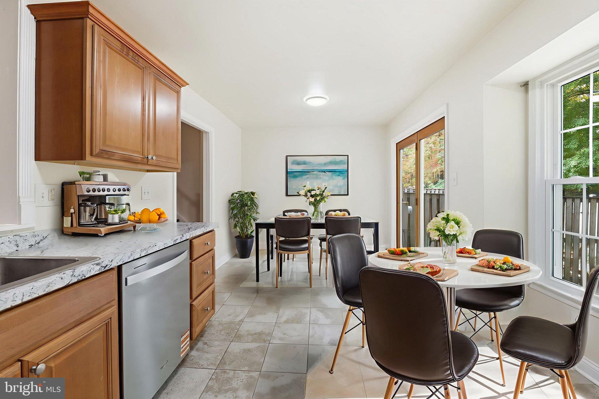 KINGS PARK WEST - Residential Lease