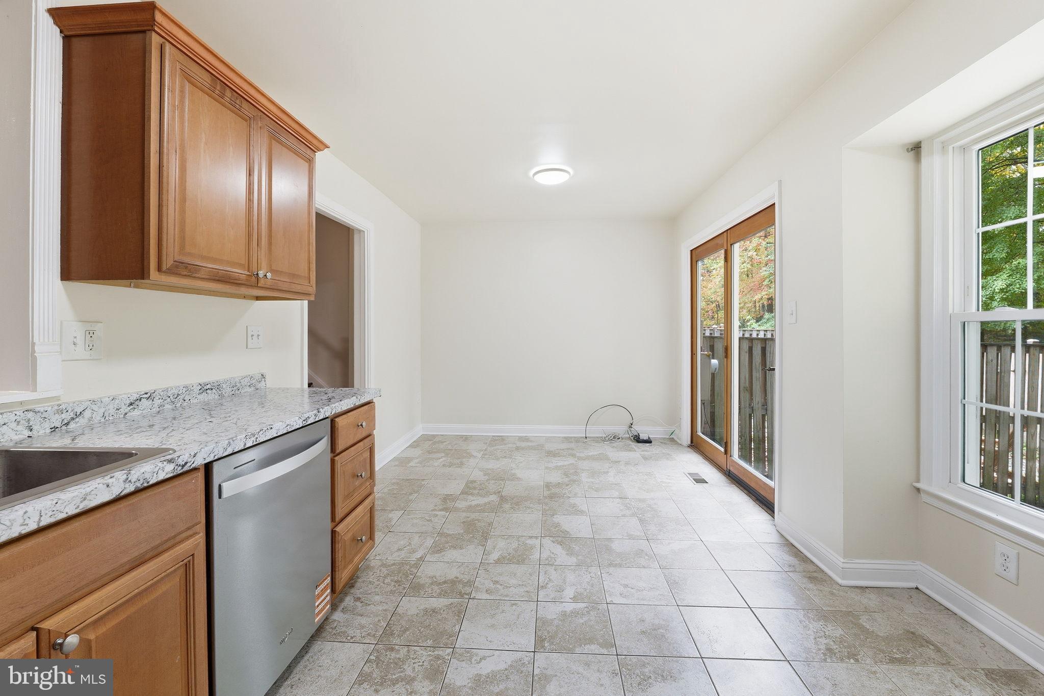 KINGS PARK WEST - Residential Lease