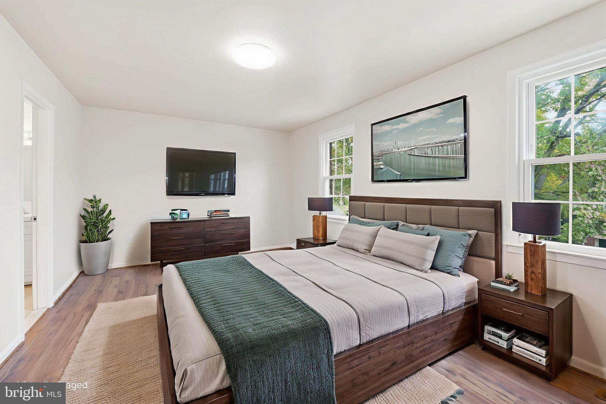 KINGS PARK WEST - Residential Lease