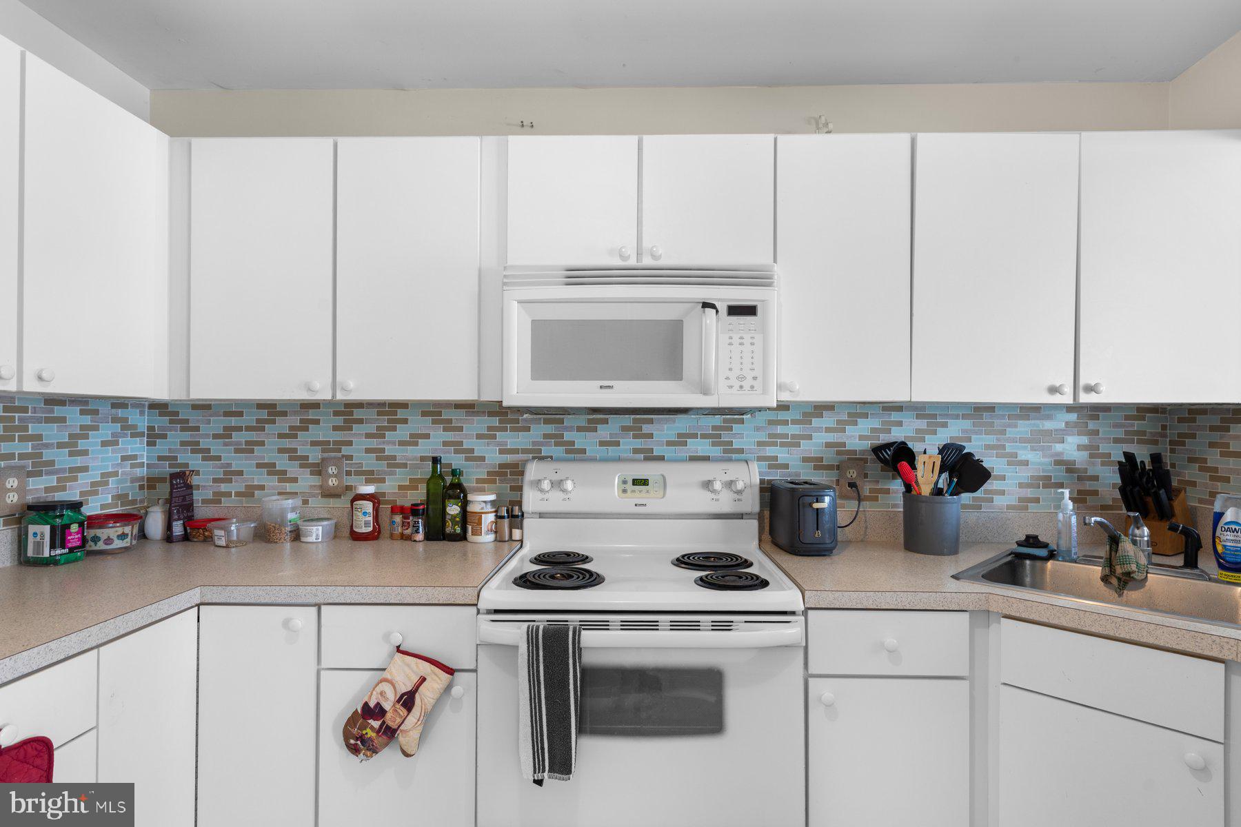 CANNERY VILLAGE - Residential