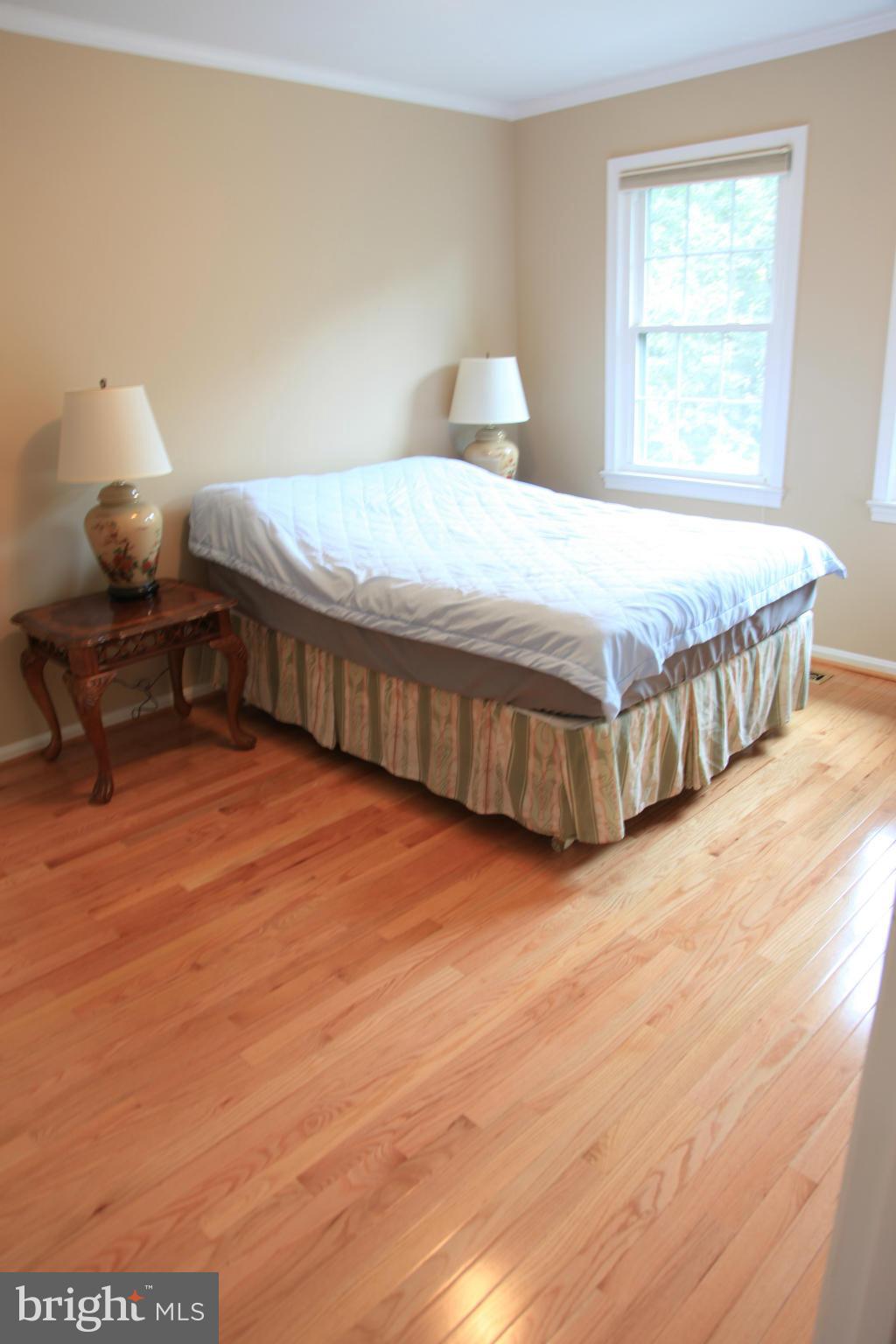 SEMINARY PARK - Residential Lease