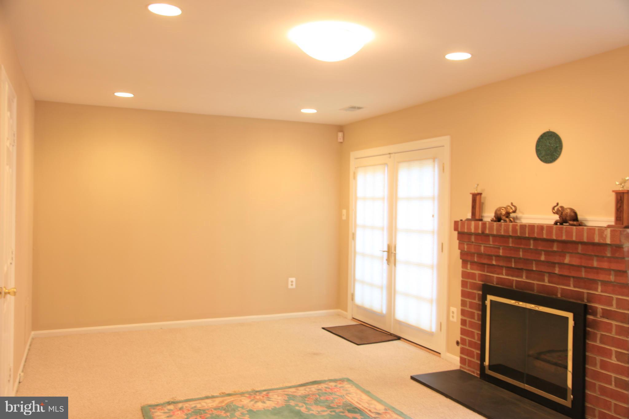 SEMINARY PARK - Residential Lease