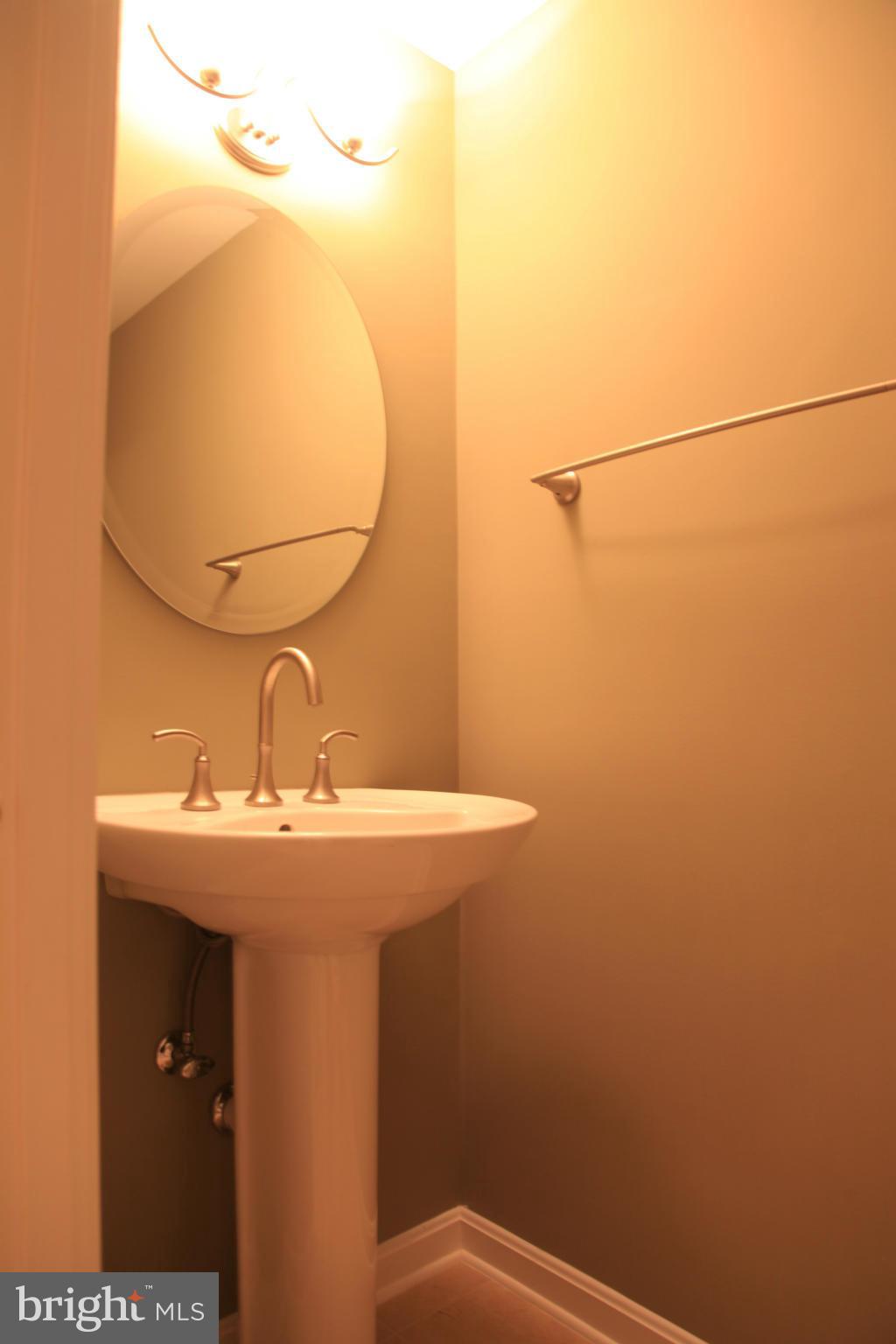 SEMINARY PARK - Residential Lease