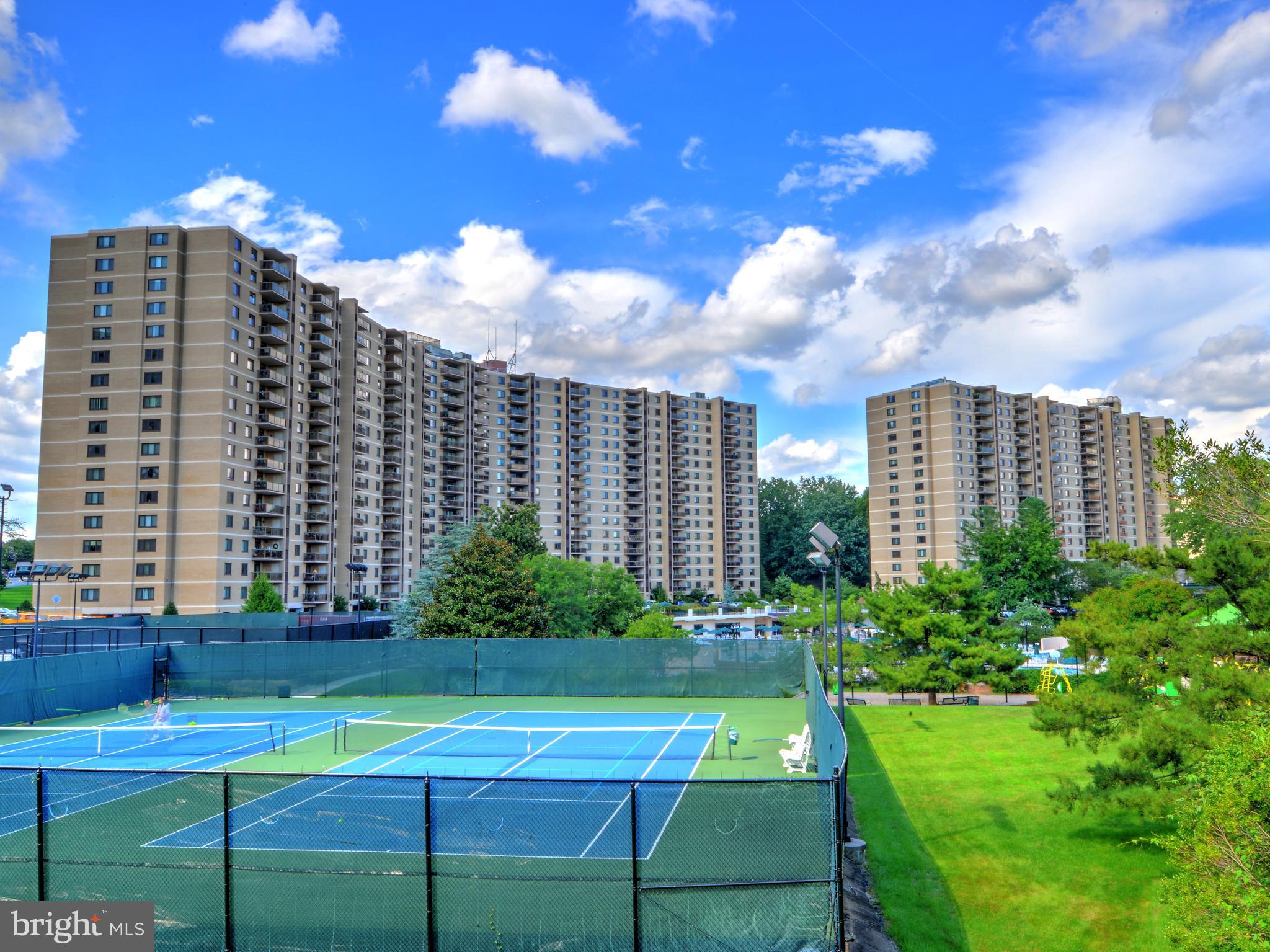 WATERGATE AT LANDMARK - Residential