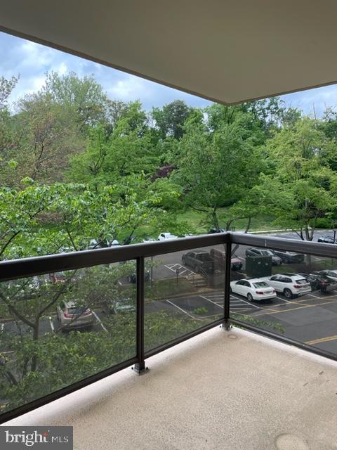 WATERGATE AT LANDMARK - Residential