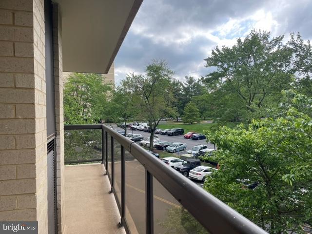 WATERGATE AT LANDMARK - Residential