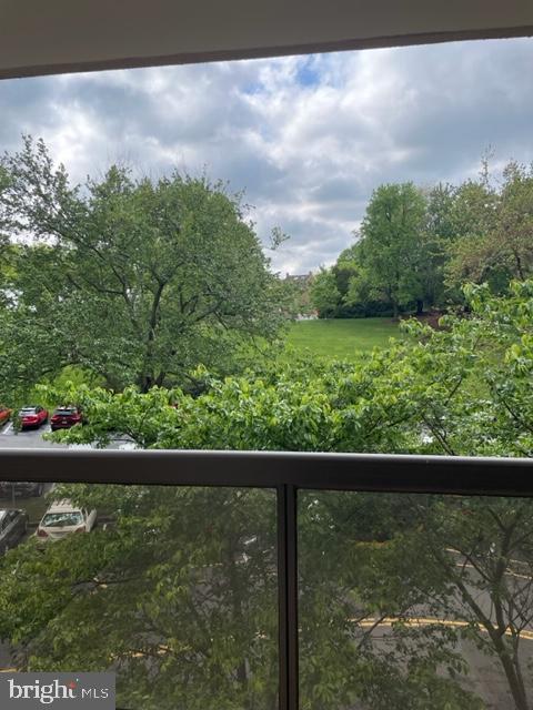 WATERGATE AT LANDMARK - Residential