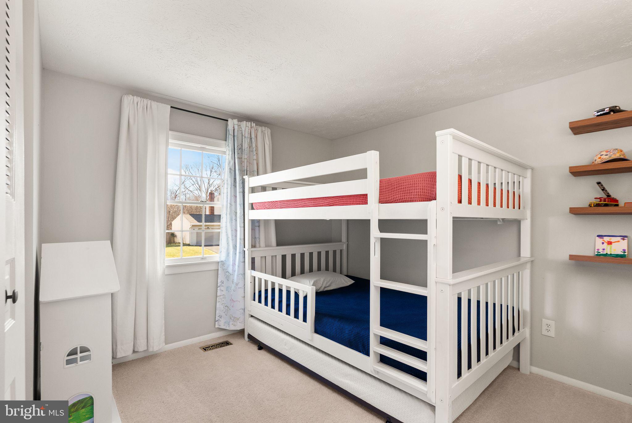 NEWINGTON FOREST - Residential